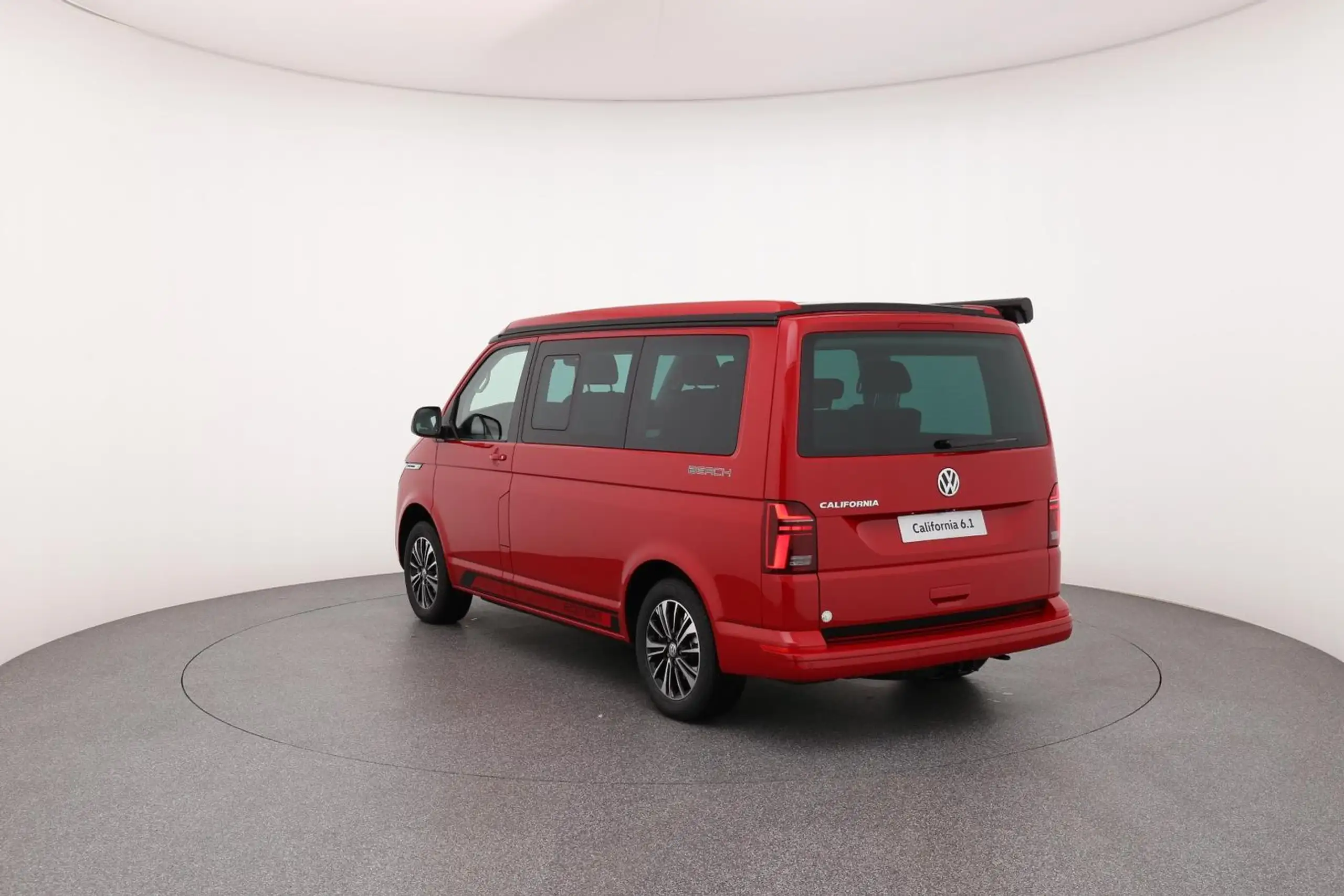 Volkswagen - T6.1 California