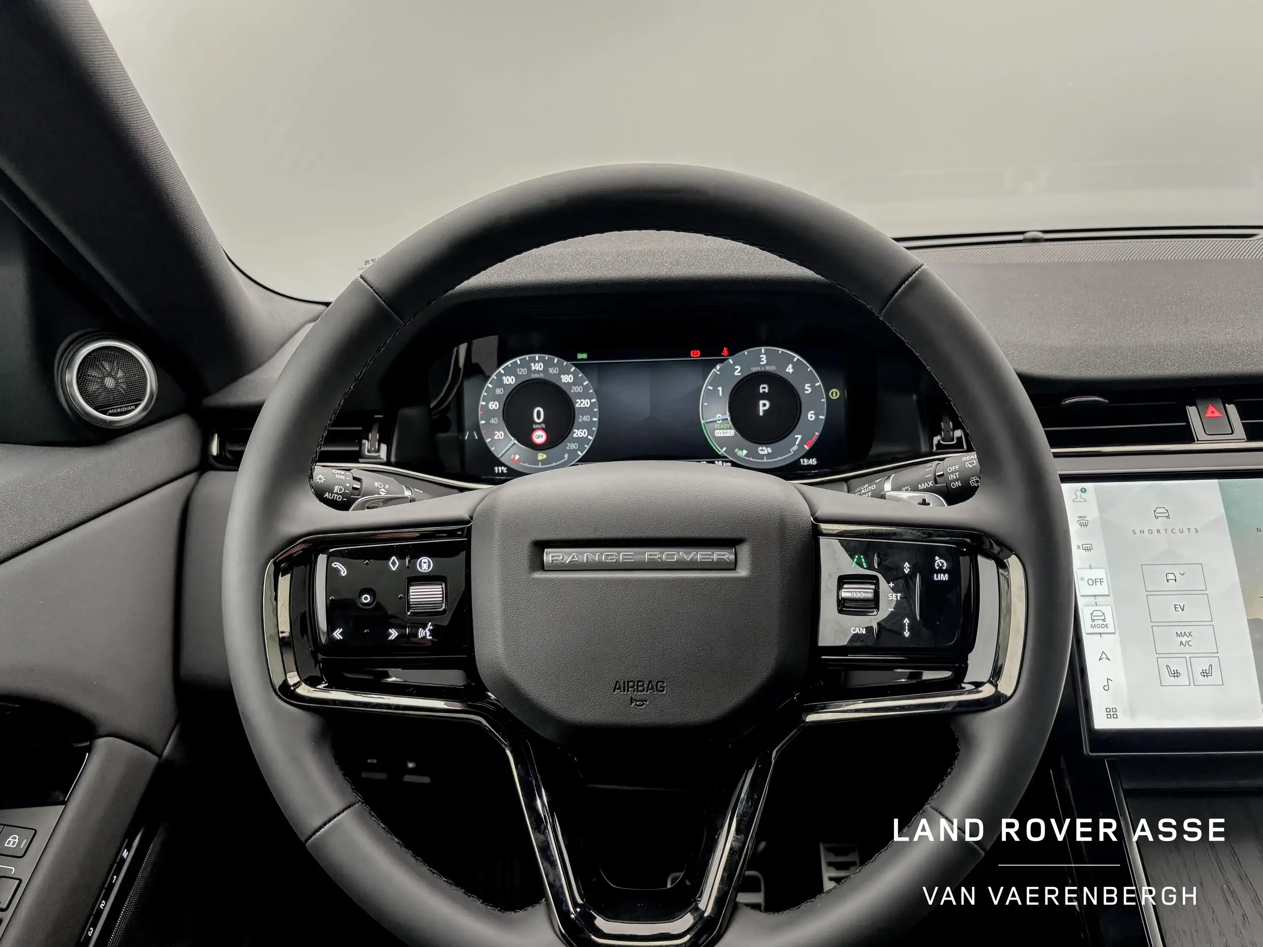 Land Rover - Range Rover Evoque