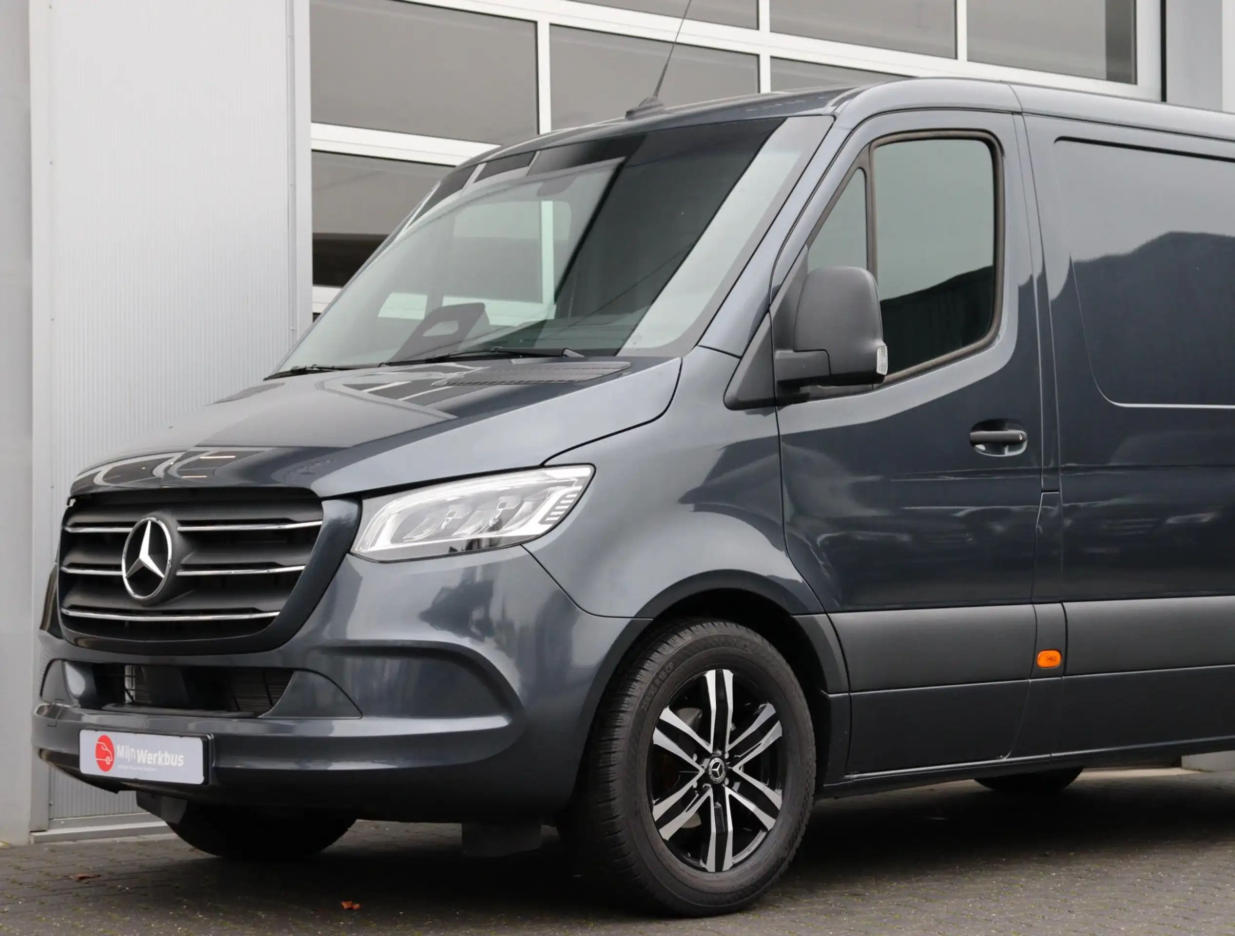 Mercedes-Benz - Sprinter