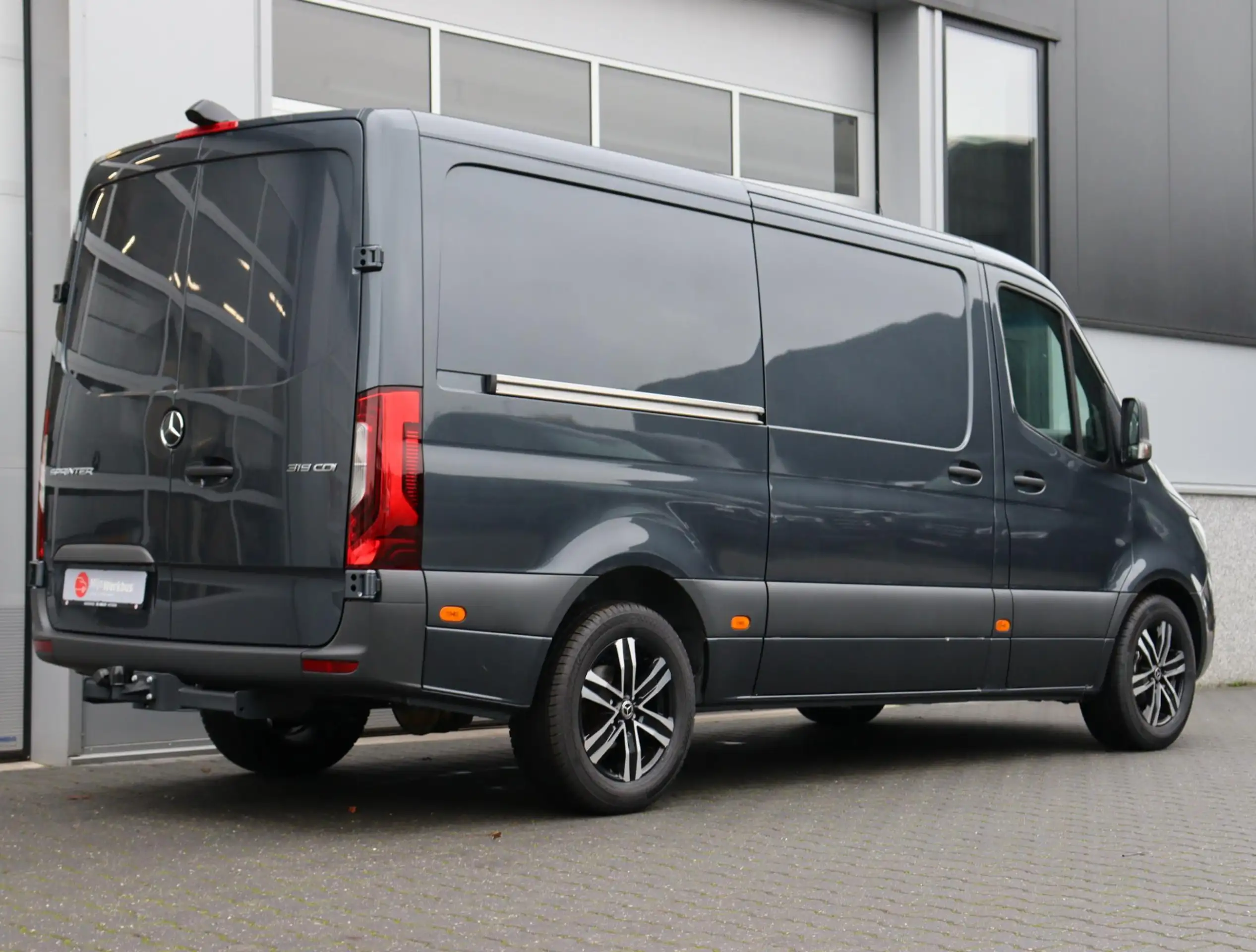 Mercedes-Benz - Sprinter