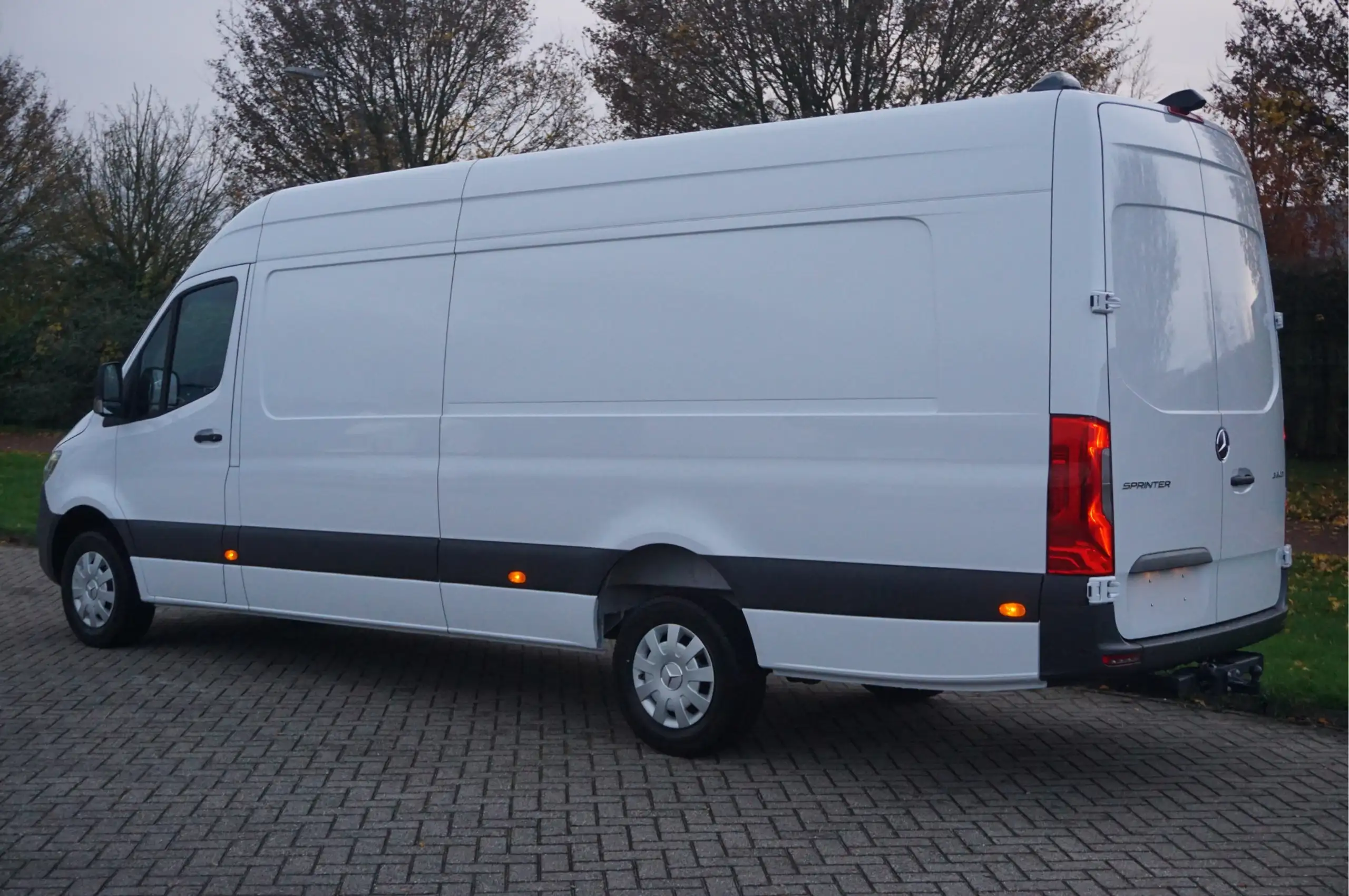 Mercedes-Benz - Sprinter