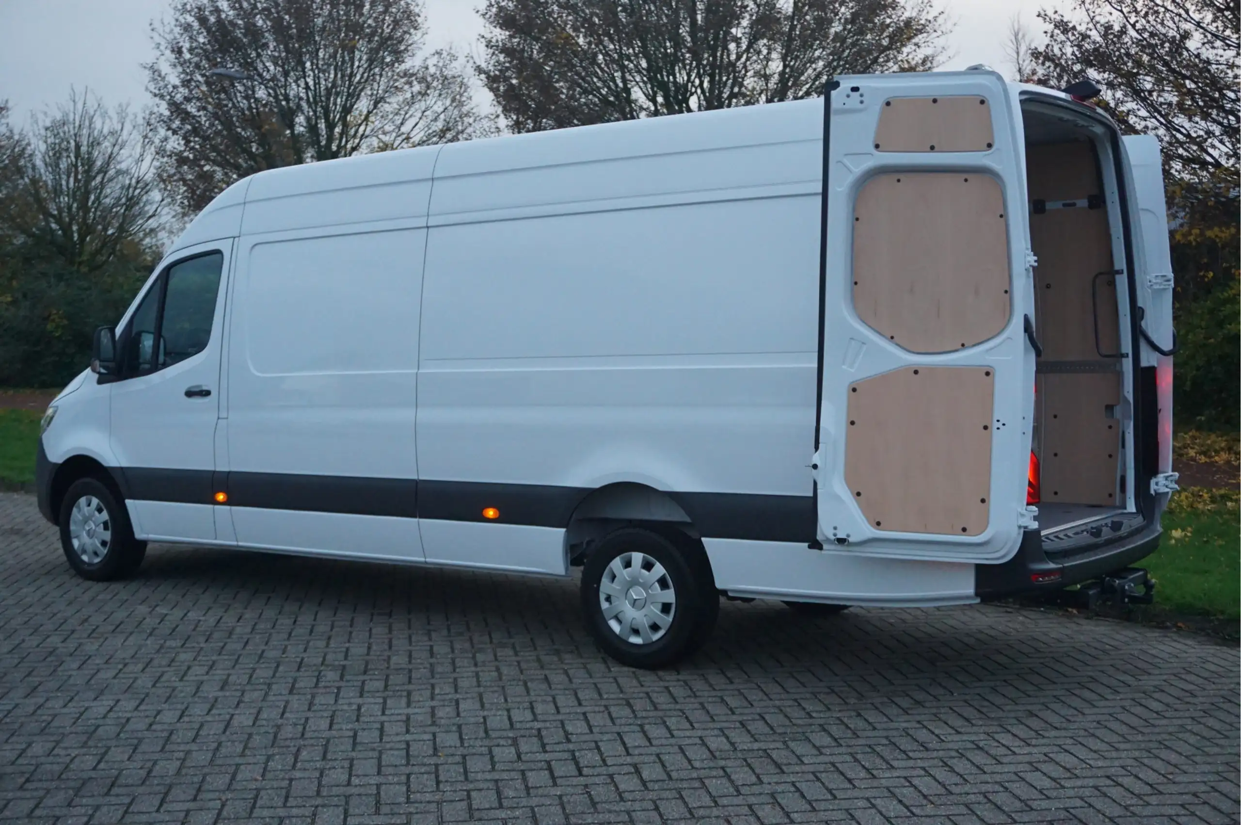 Mercedes-Benz - Sprinter