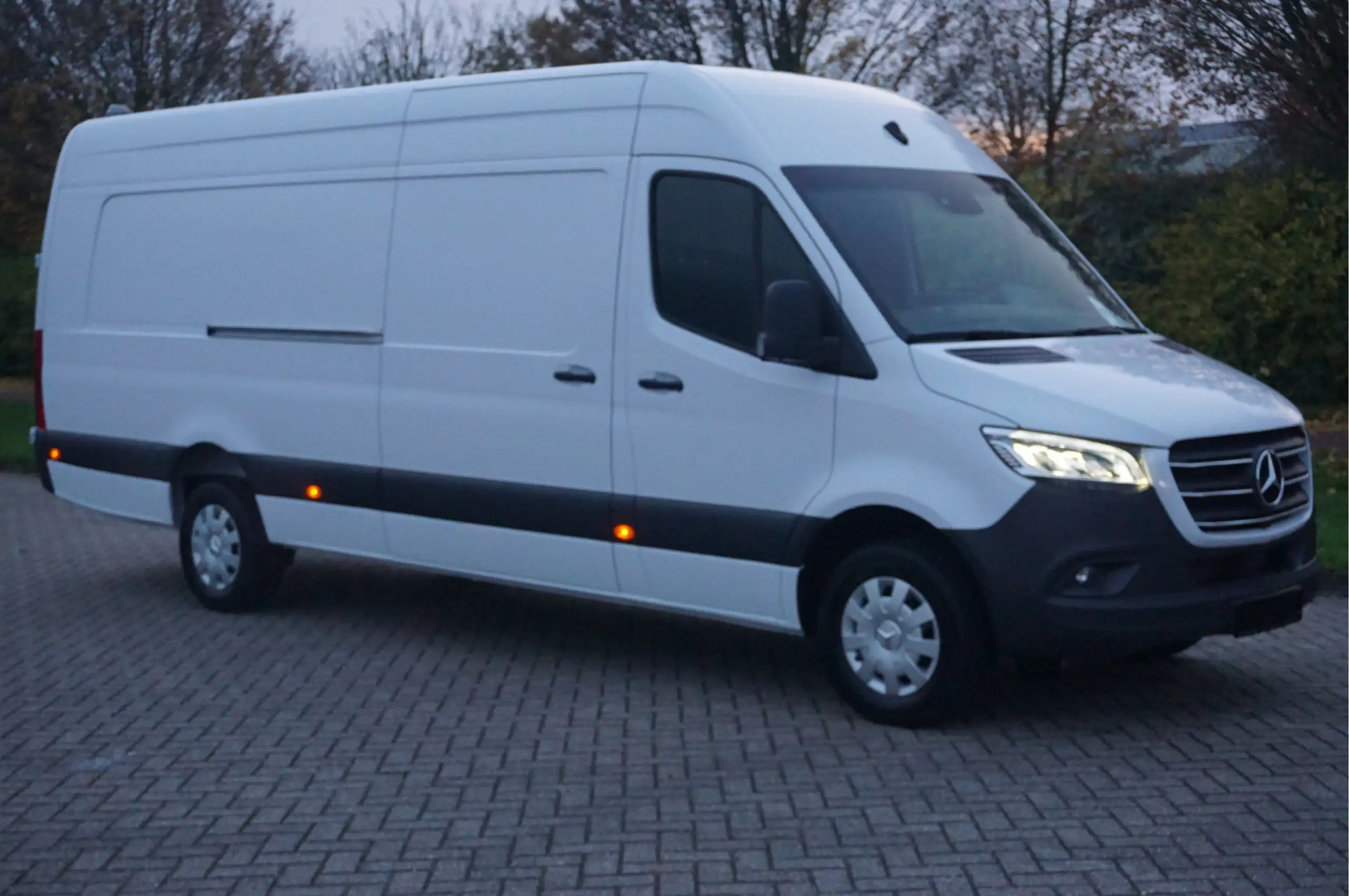 Mercedes-Benz - Sprinter