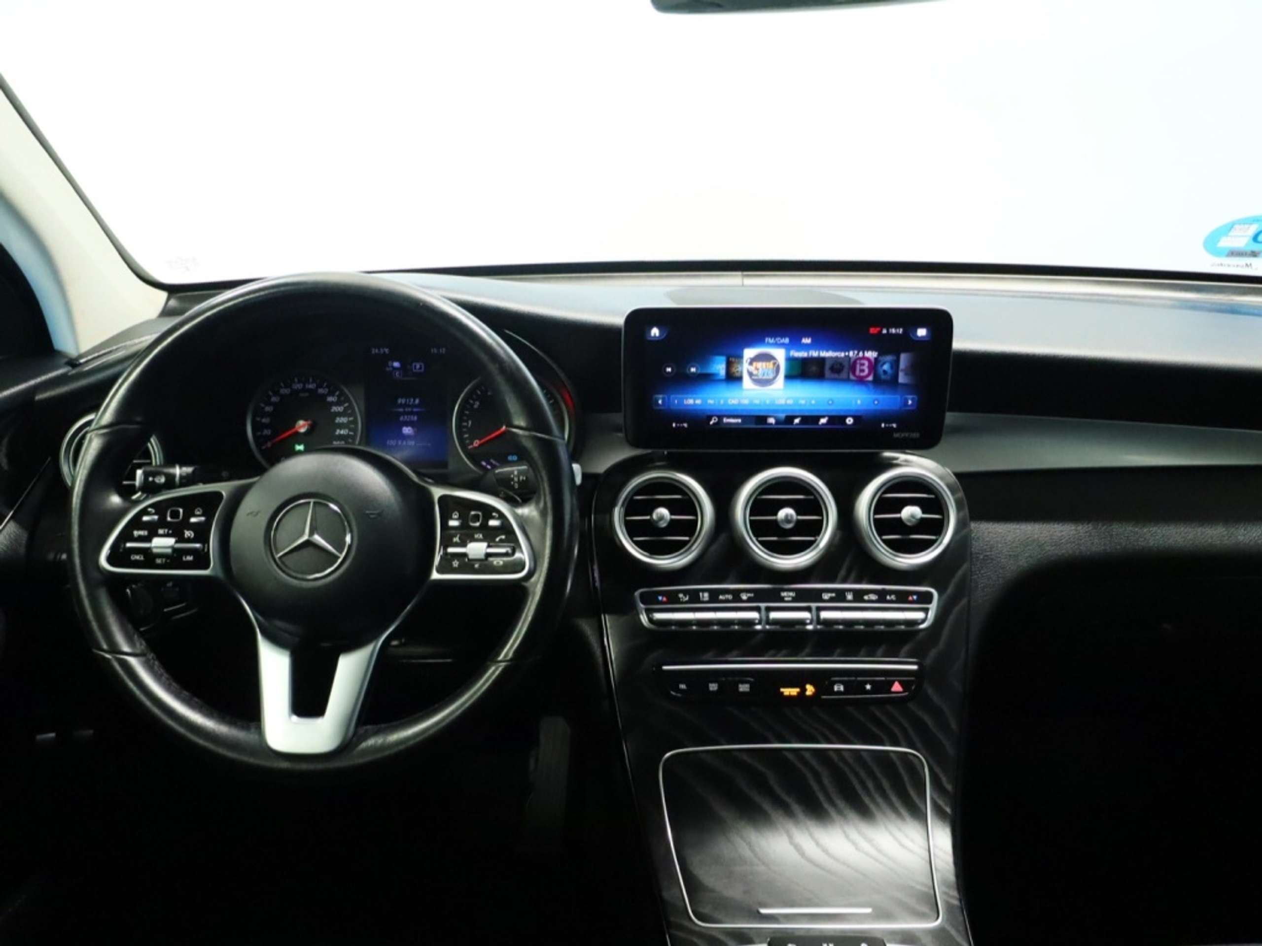 Mercedes-Benz - GLC 300