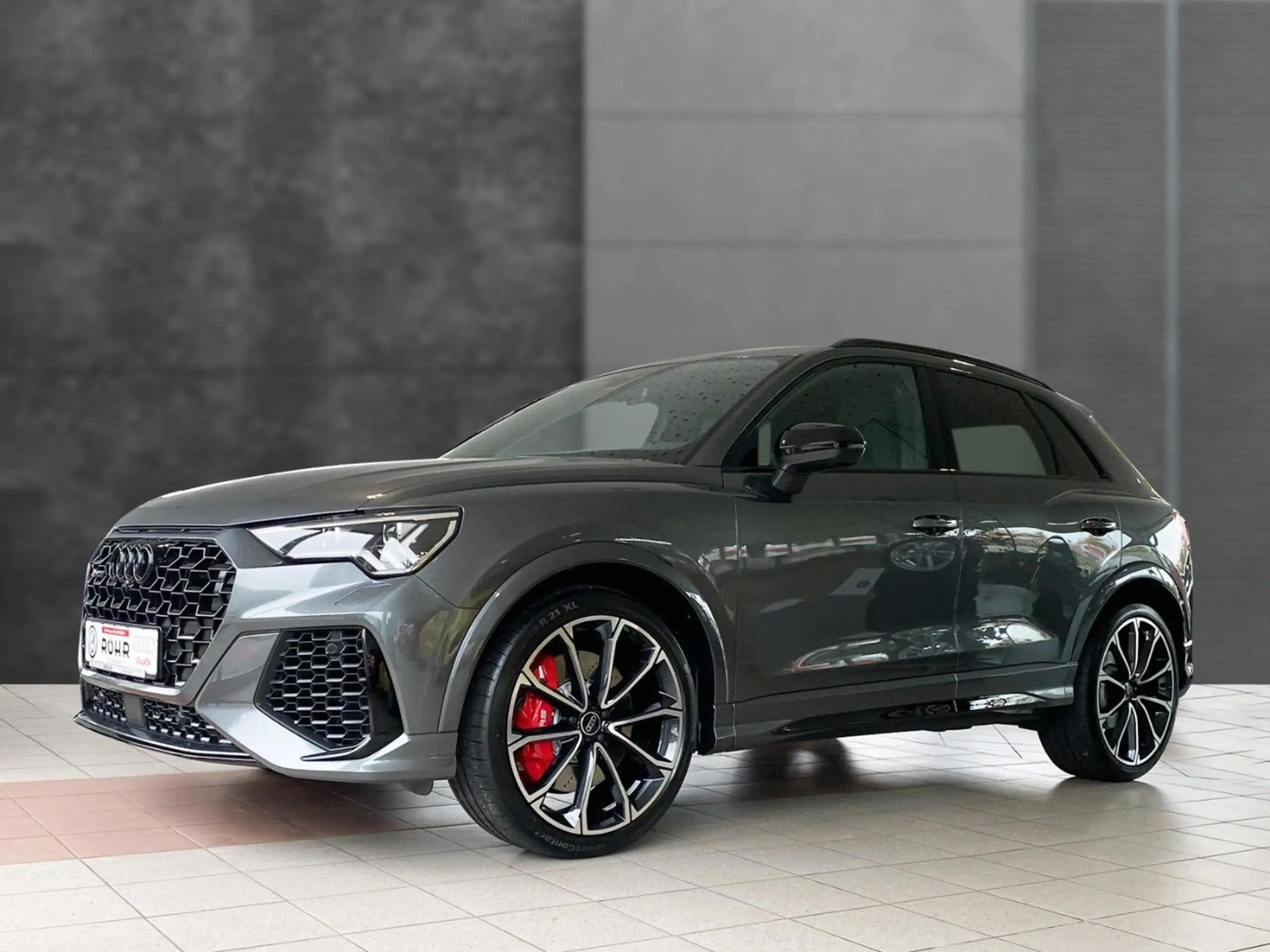 Audi - RS Q3