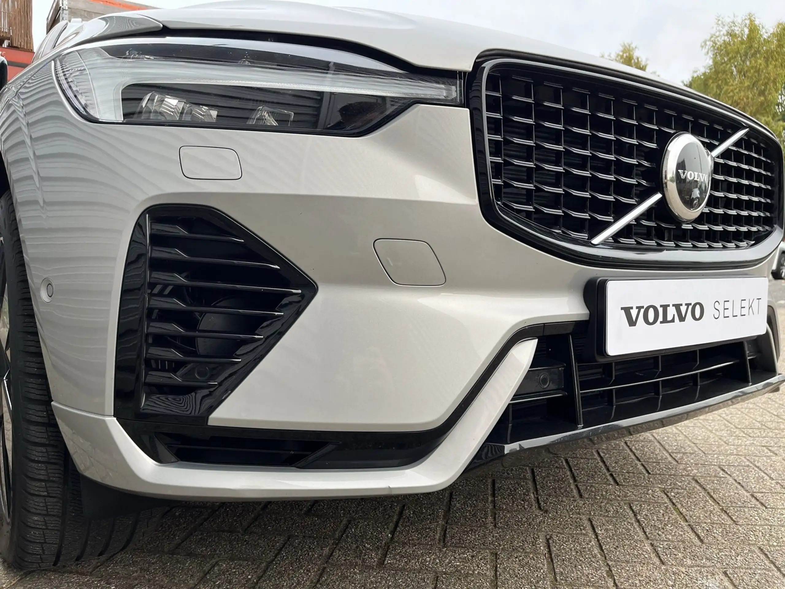 Volvo - XC60