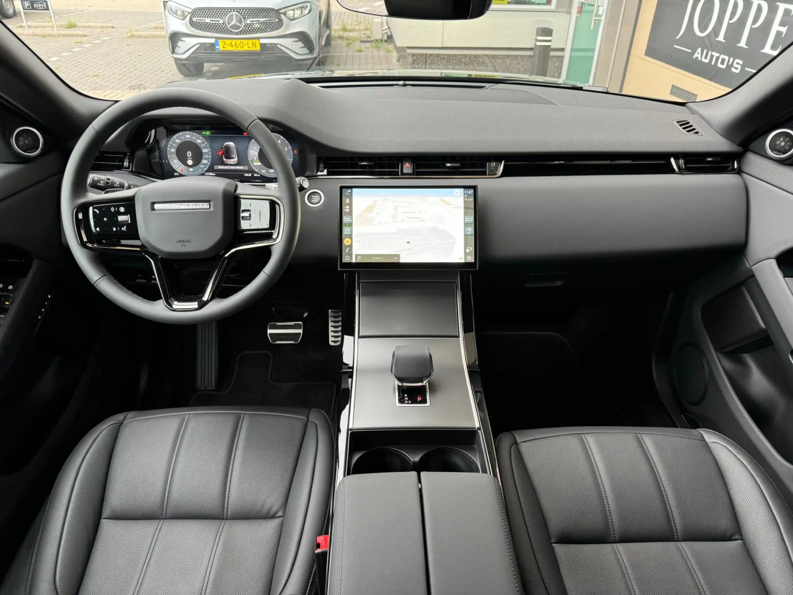 Land Rover - Range Rover Evoque