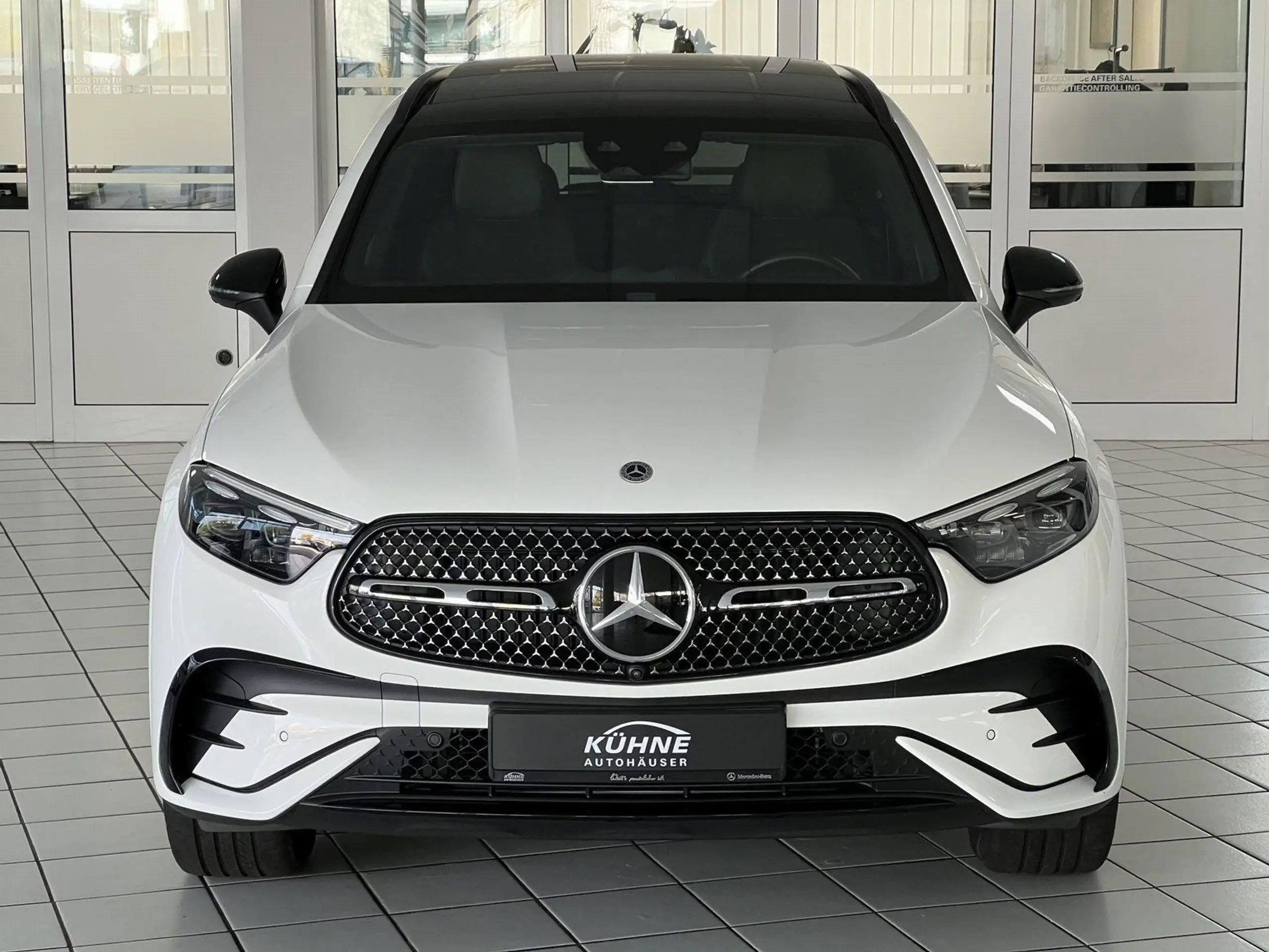 Mercedes-Benz - GLC 220