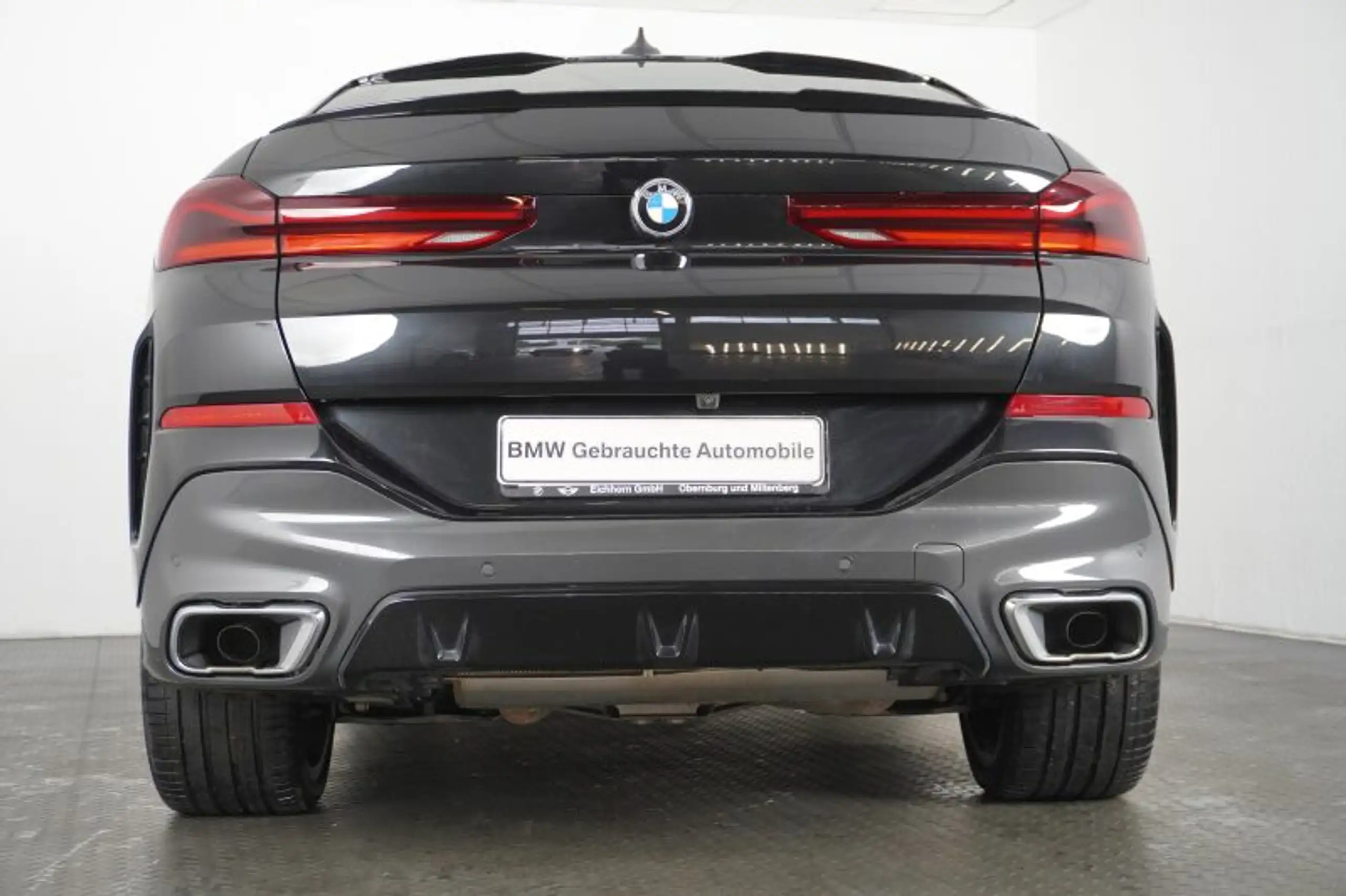 BMW - X6