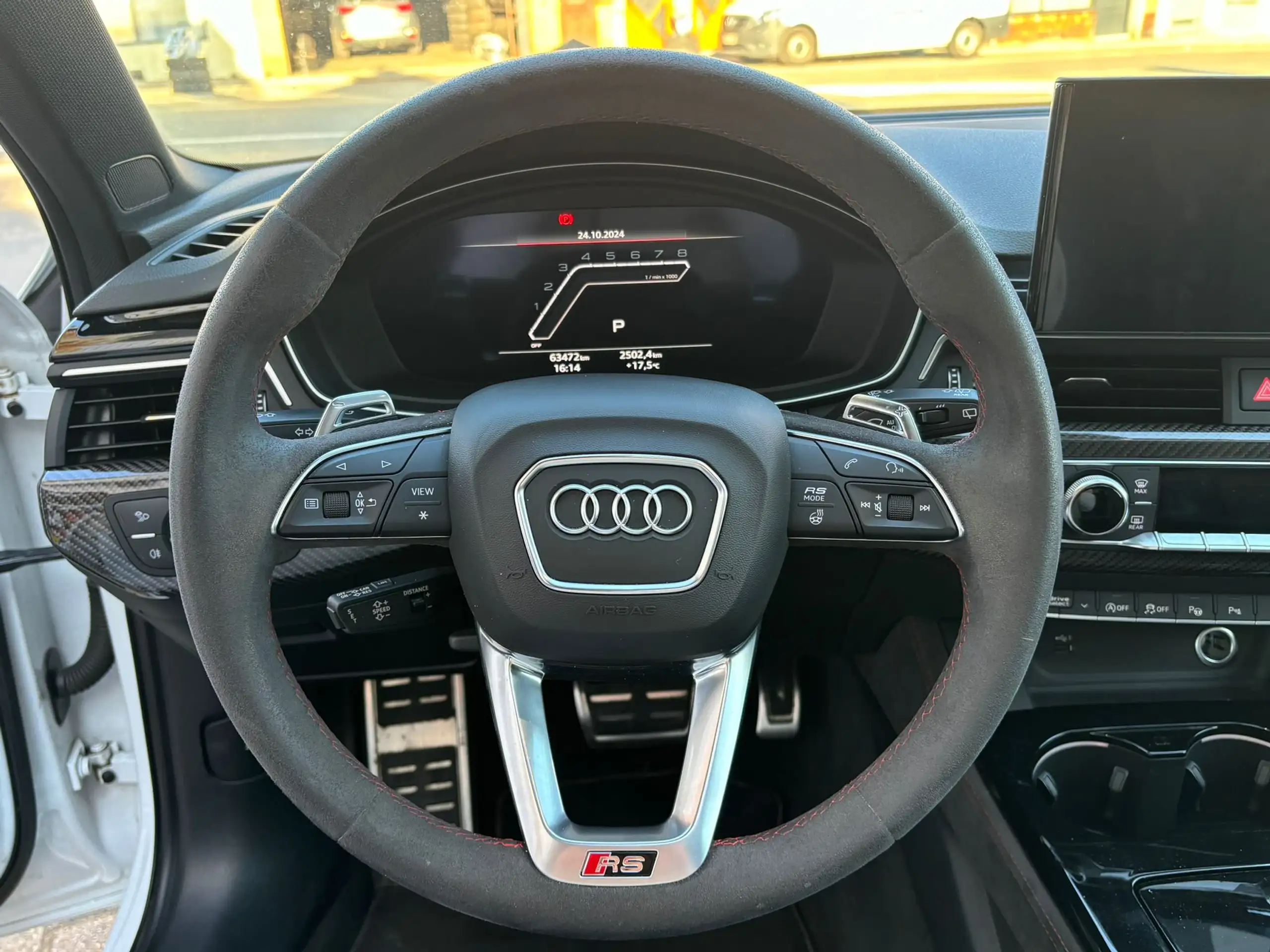 Audi - RS4