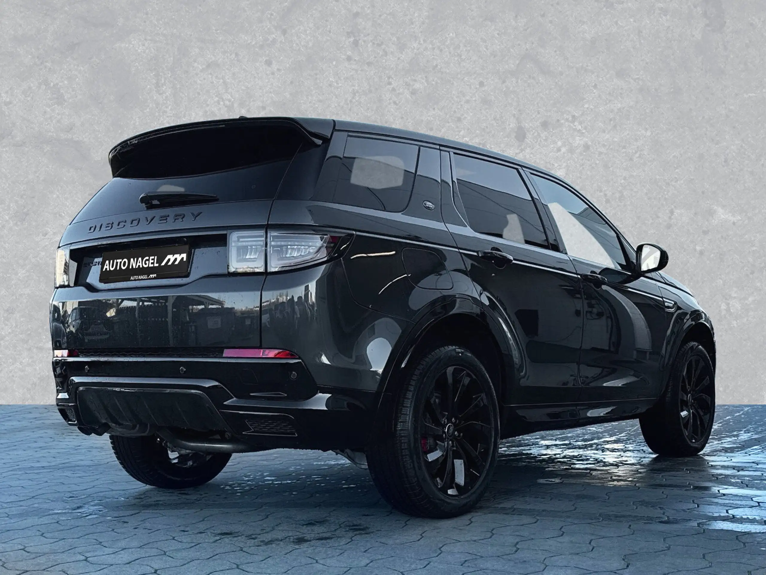 Land Rover - Discovery Sport