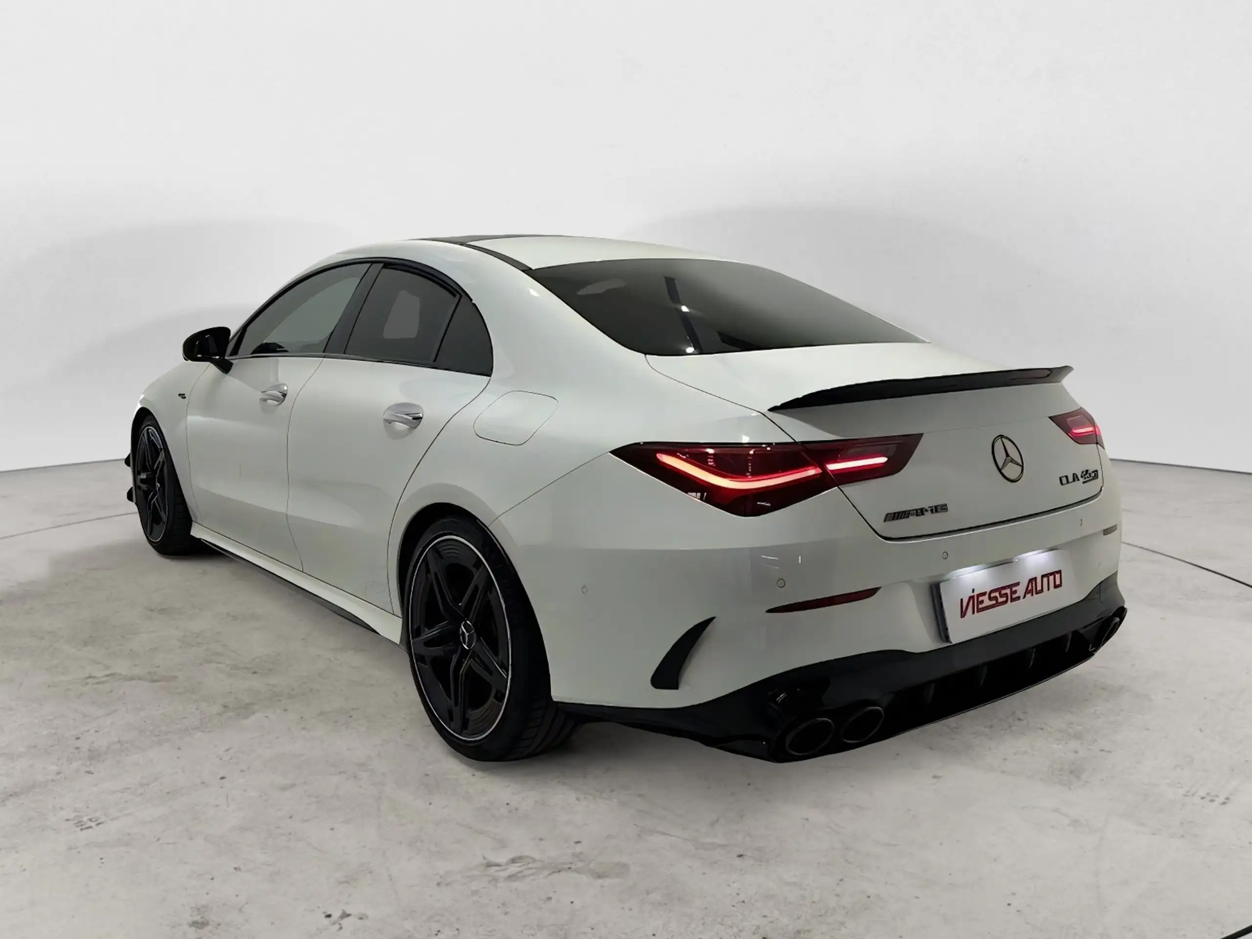 Mercedes-Benz - CLA 45 AMG