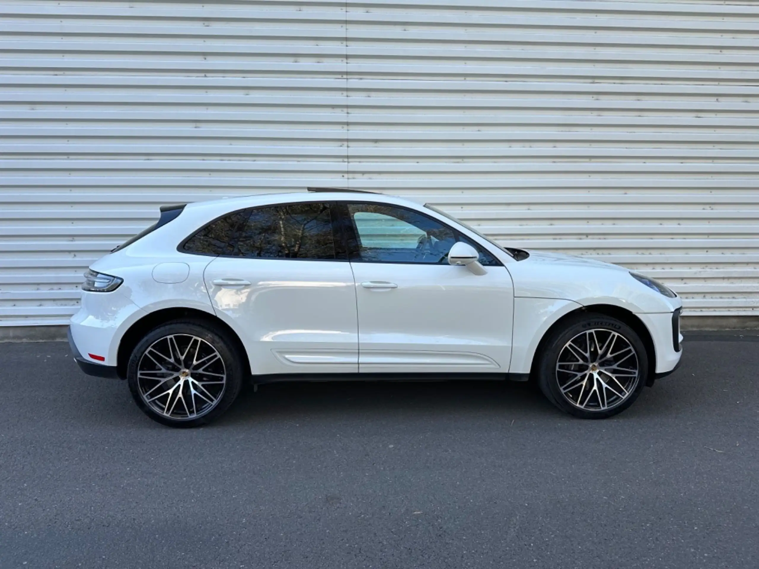 Porsche - Macan