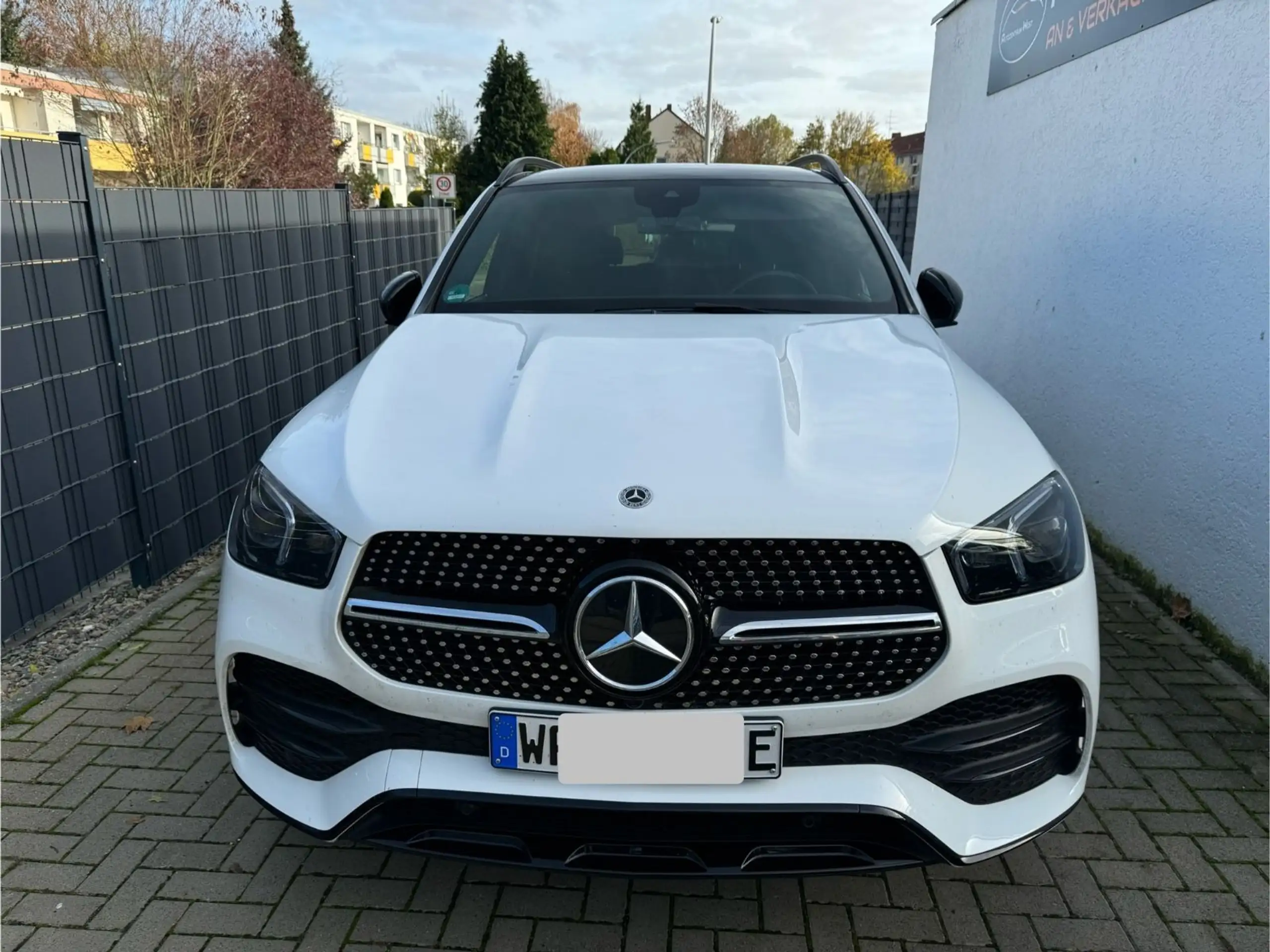 Mercedes-Benz - GLE 350