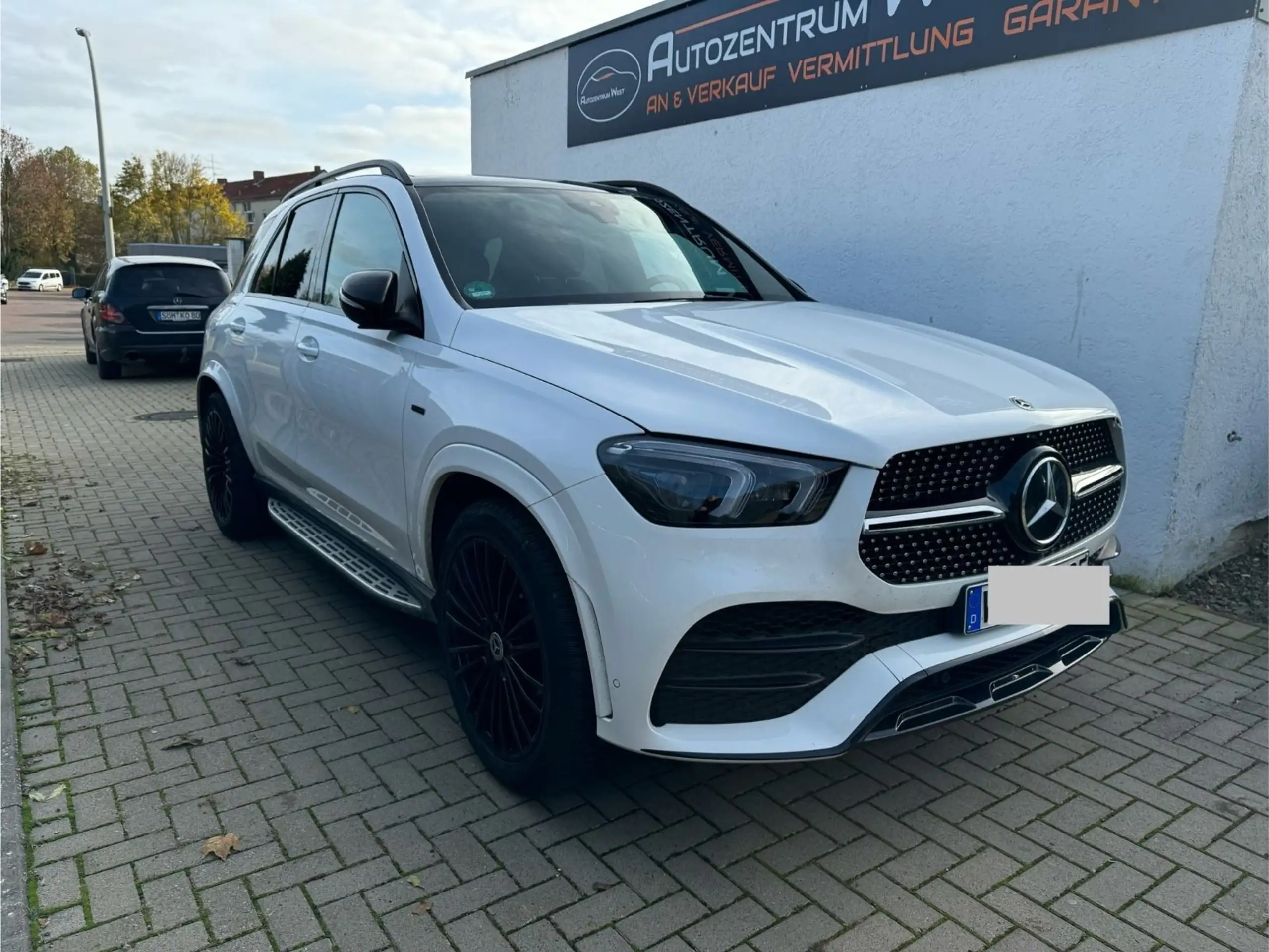 Mercedes-Benz - GLE 350