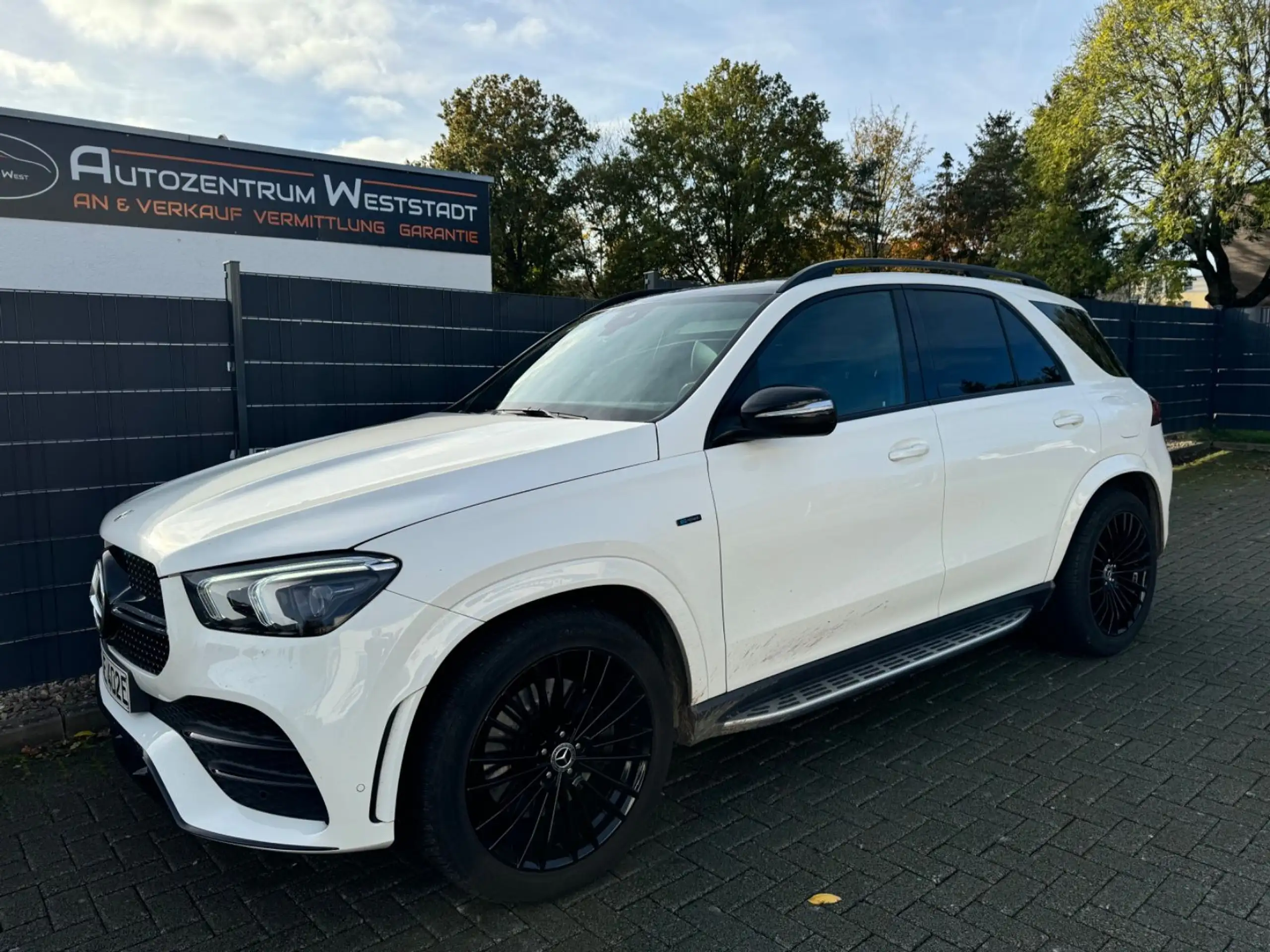 Mercedes-Benz - GLE 350