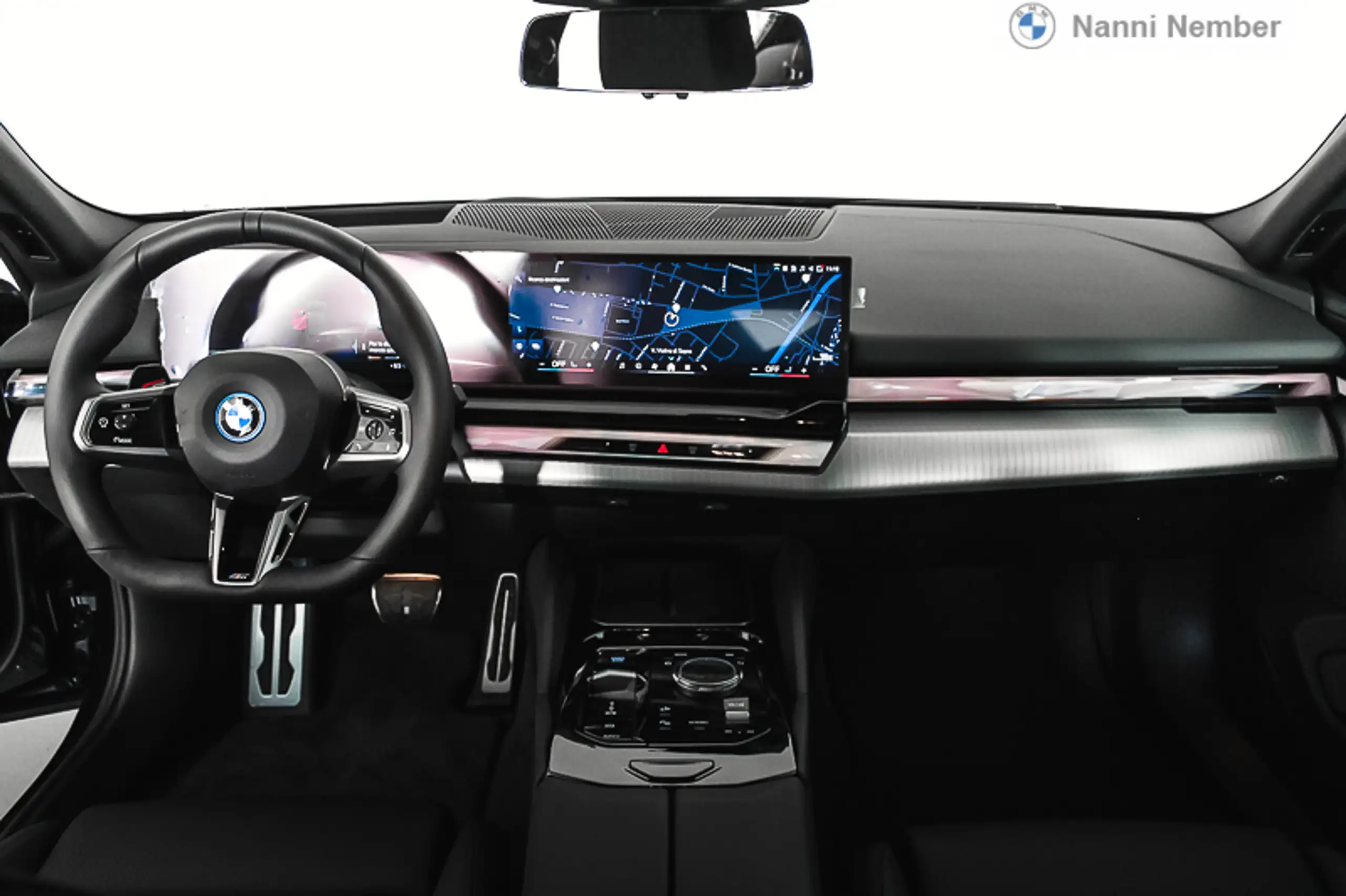 BMW - i5