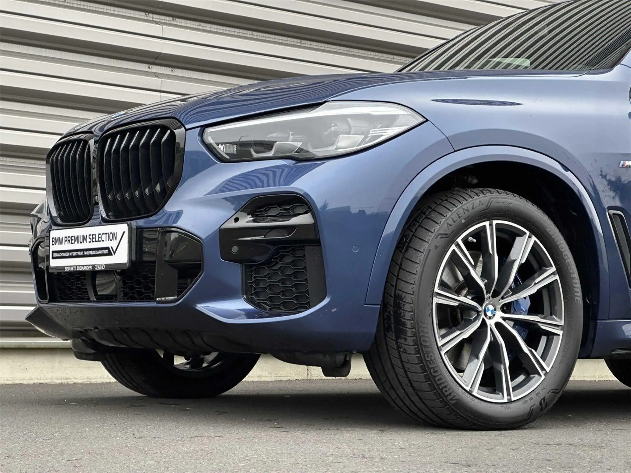 BMW - X5