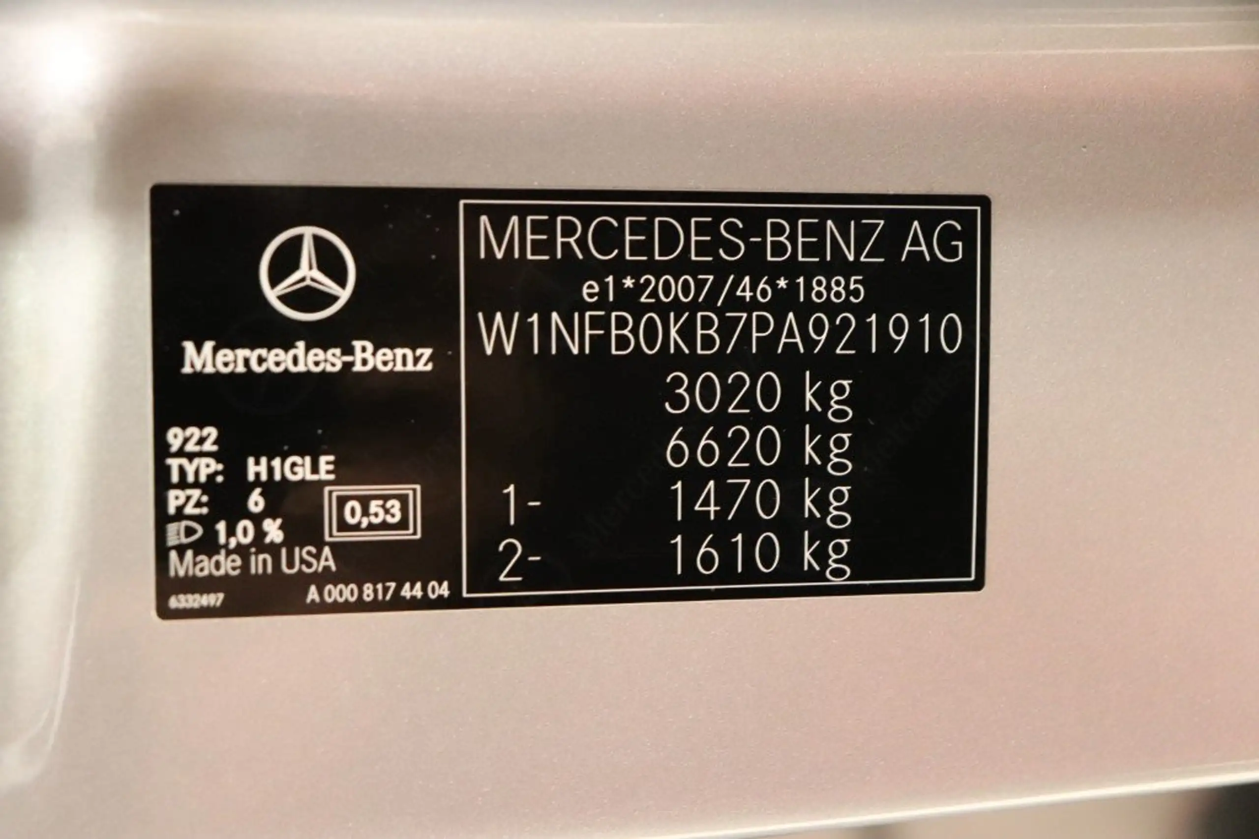 Mercedes-Benz - GLE 300