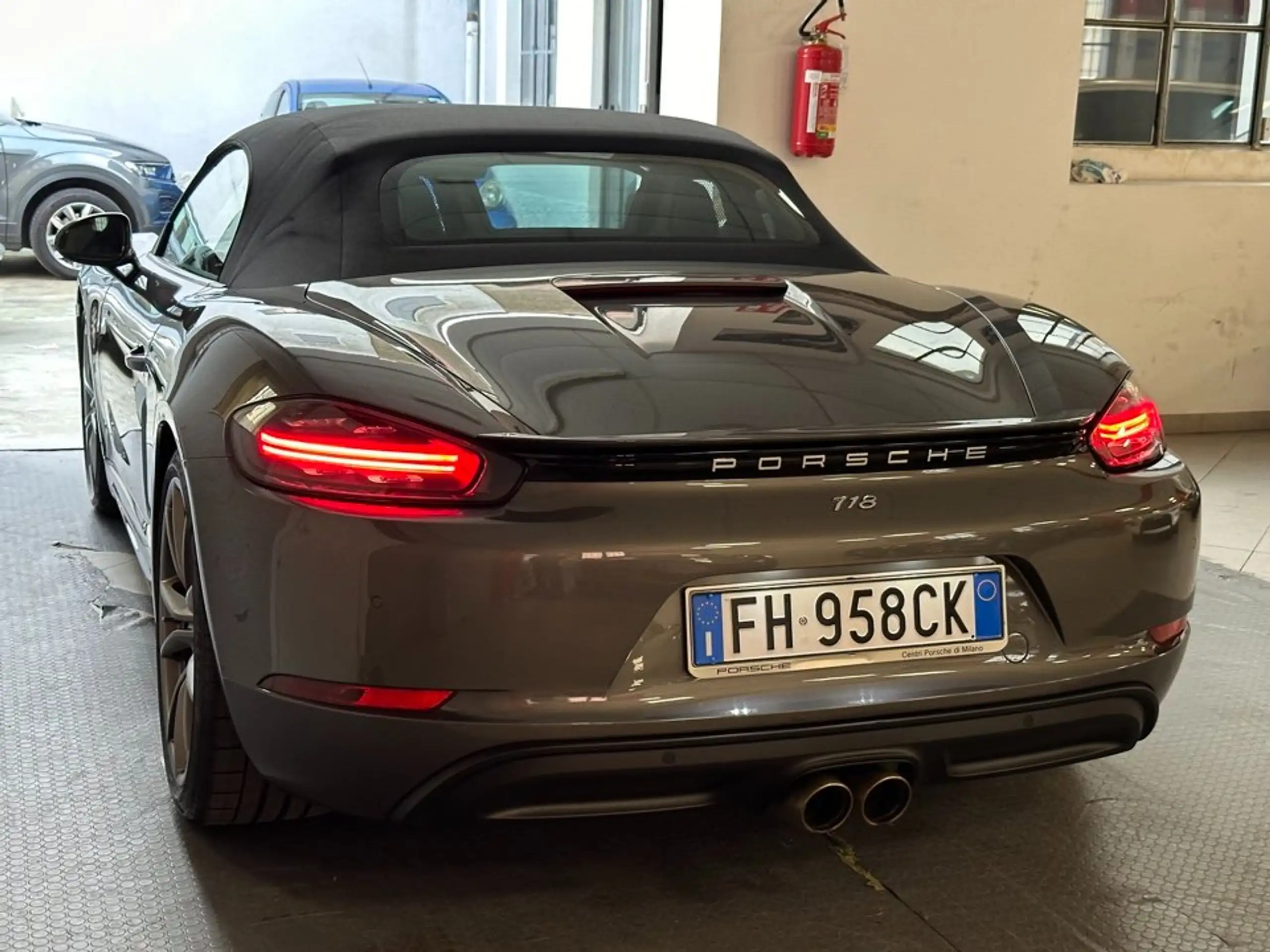 Porsche - Boxster