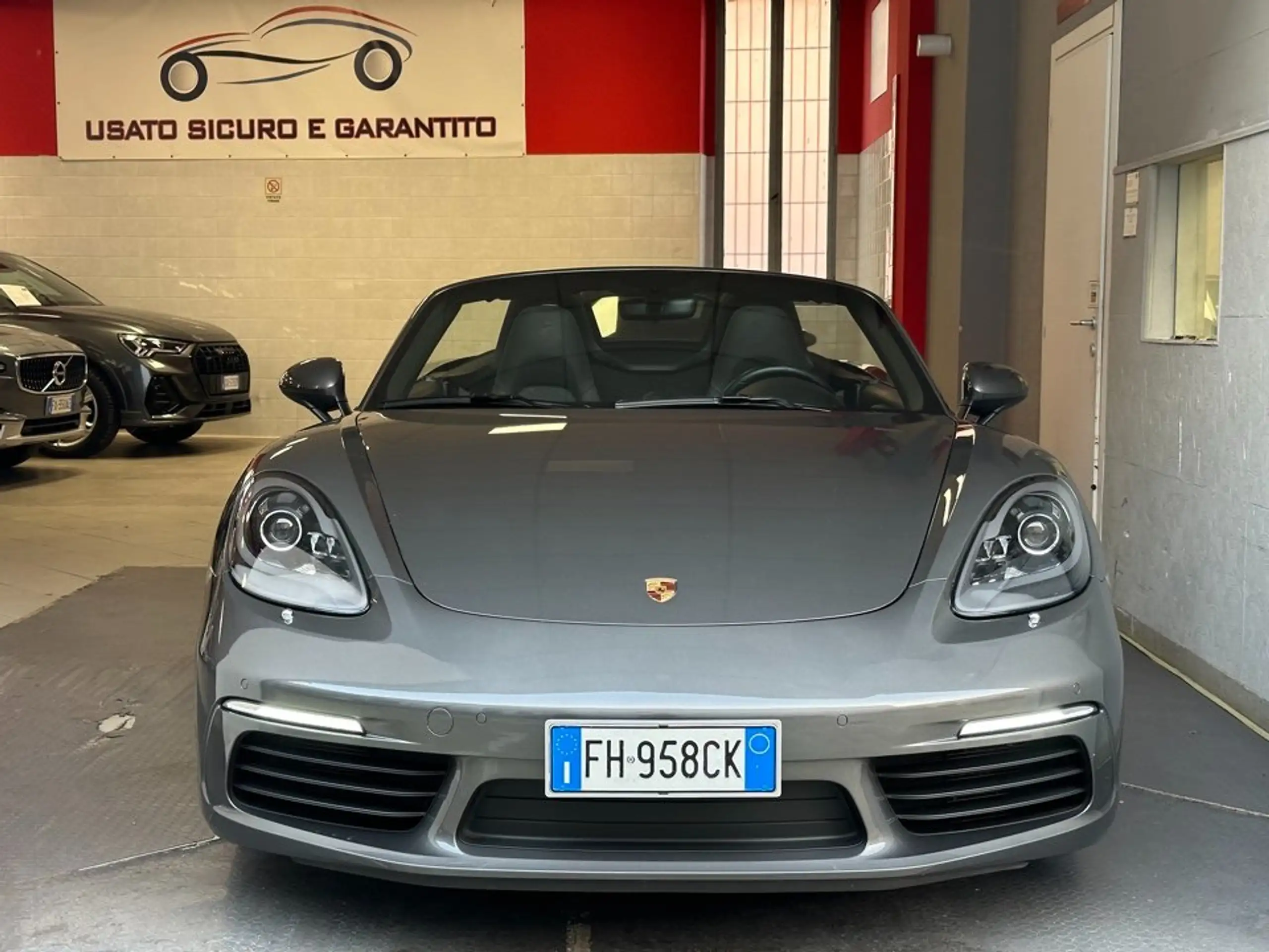 Porsche - Boxster