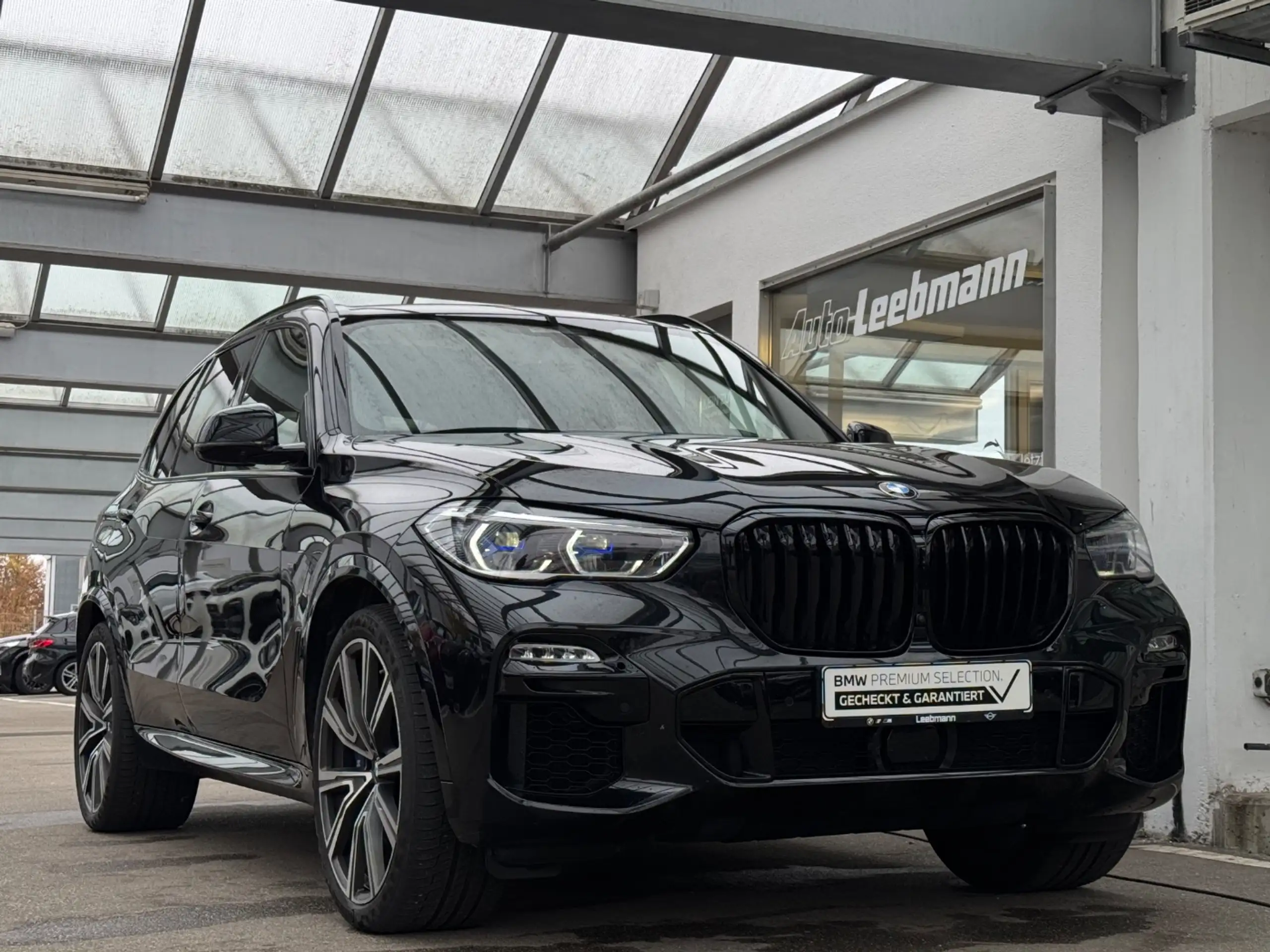 BMW - X5 M