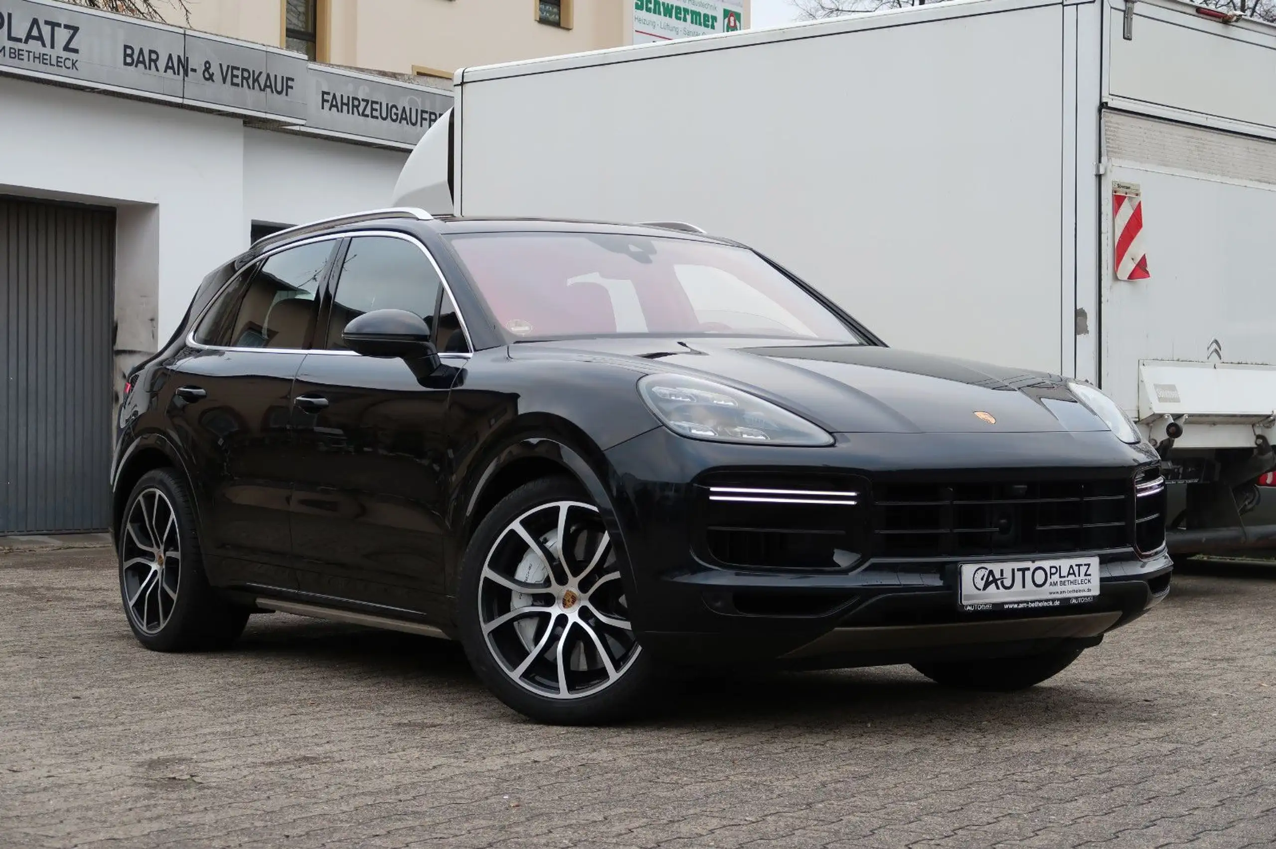 Porsche - Cayenne