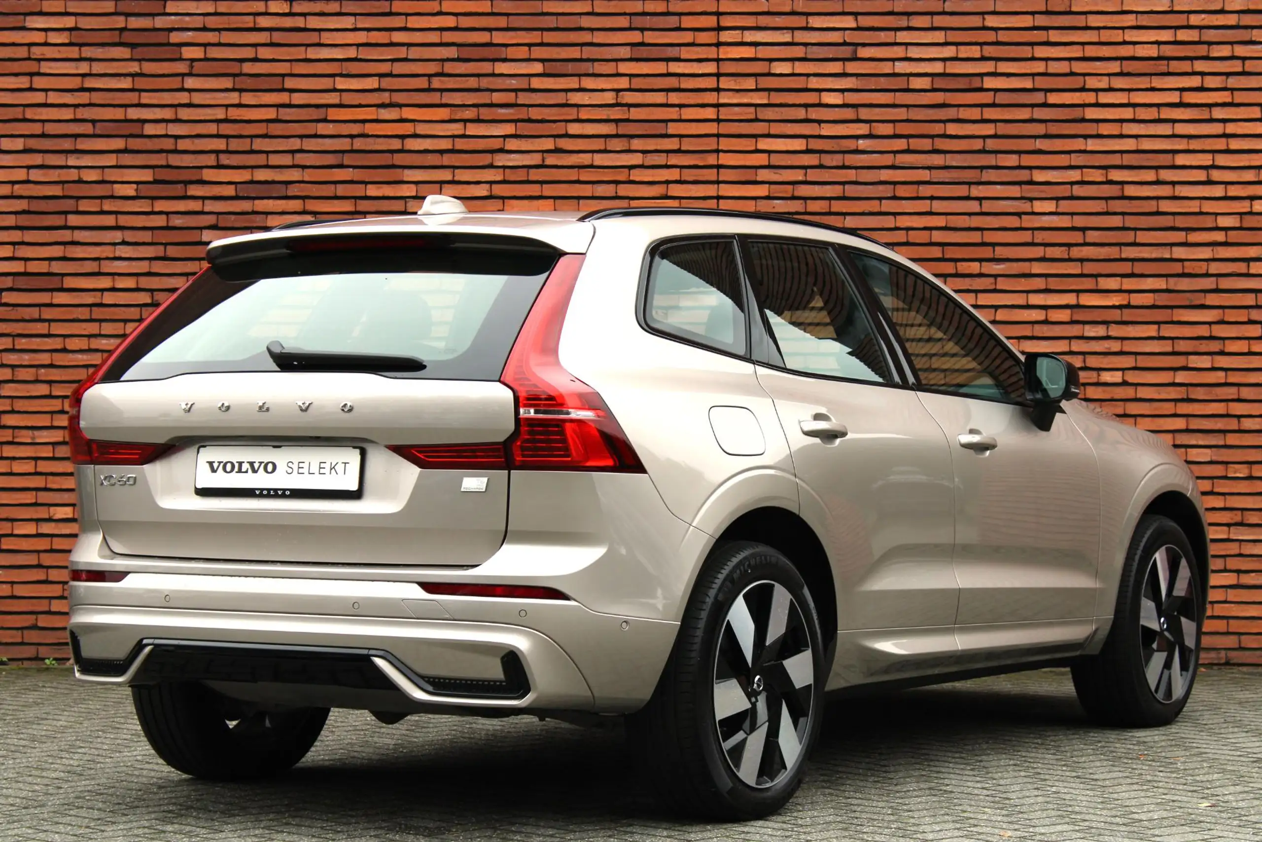 Volvo - XC60