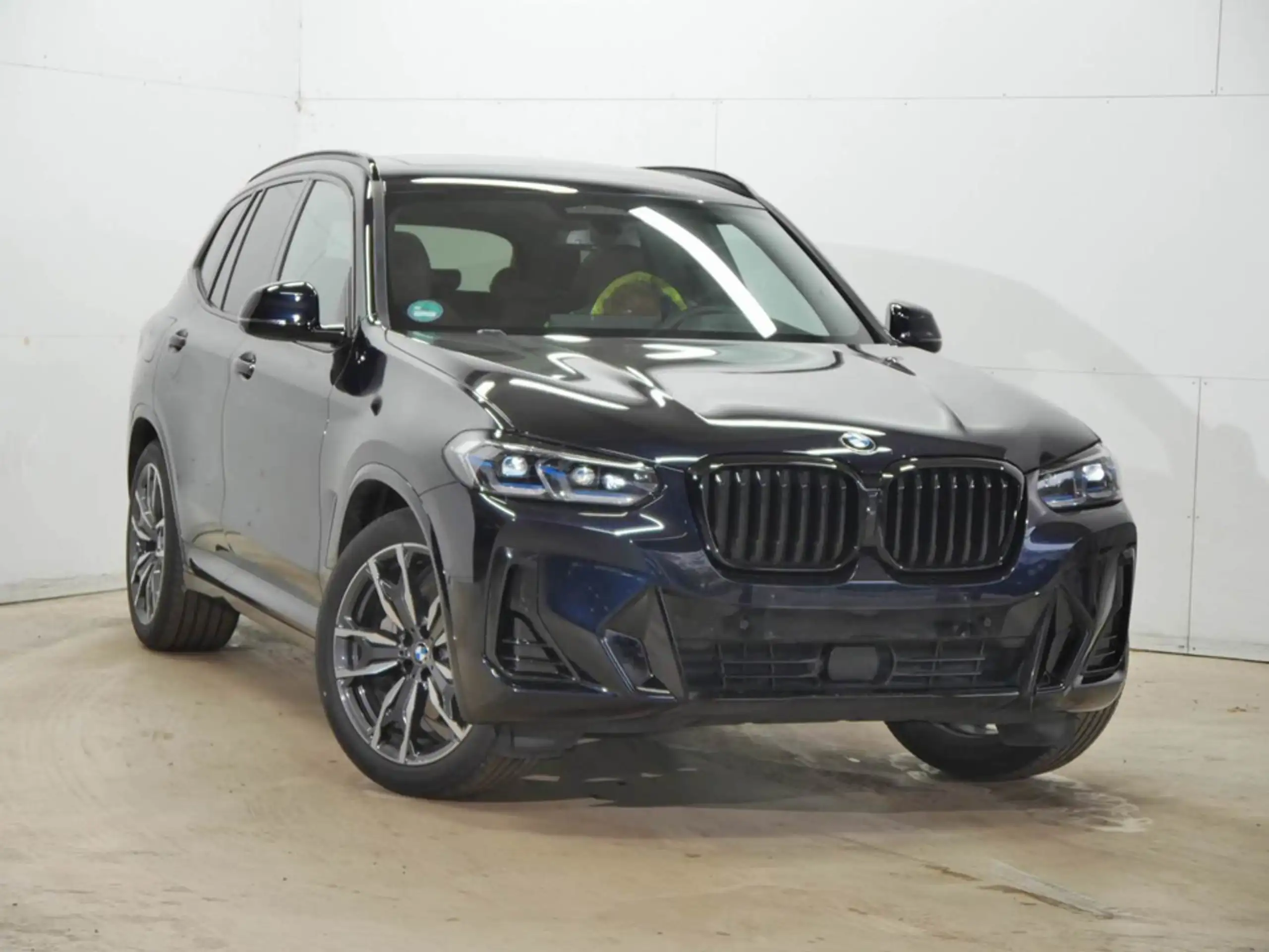 BMW - X3