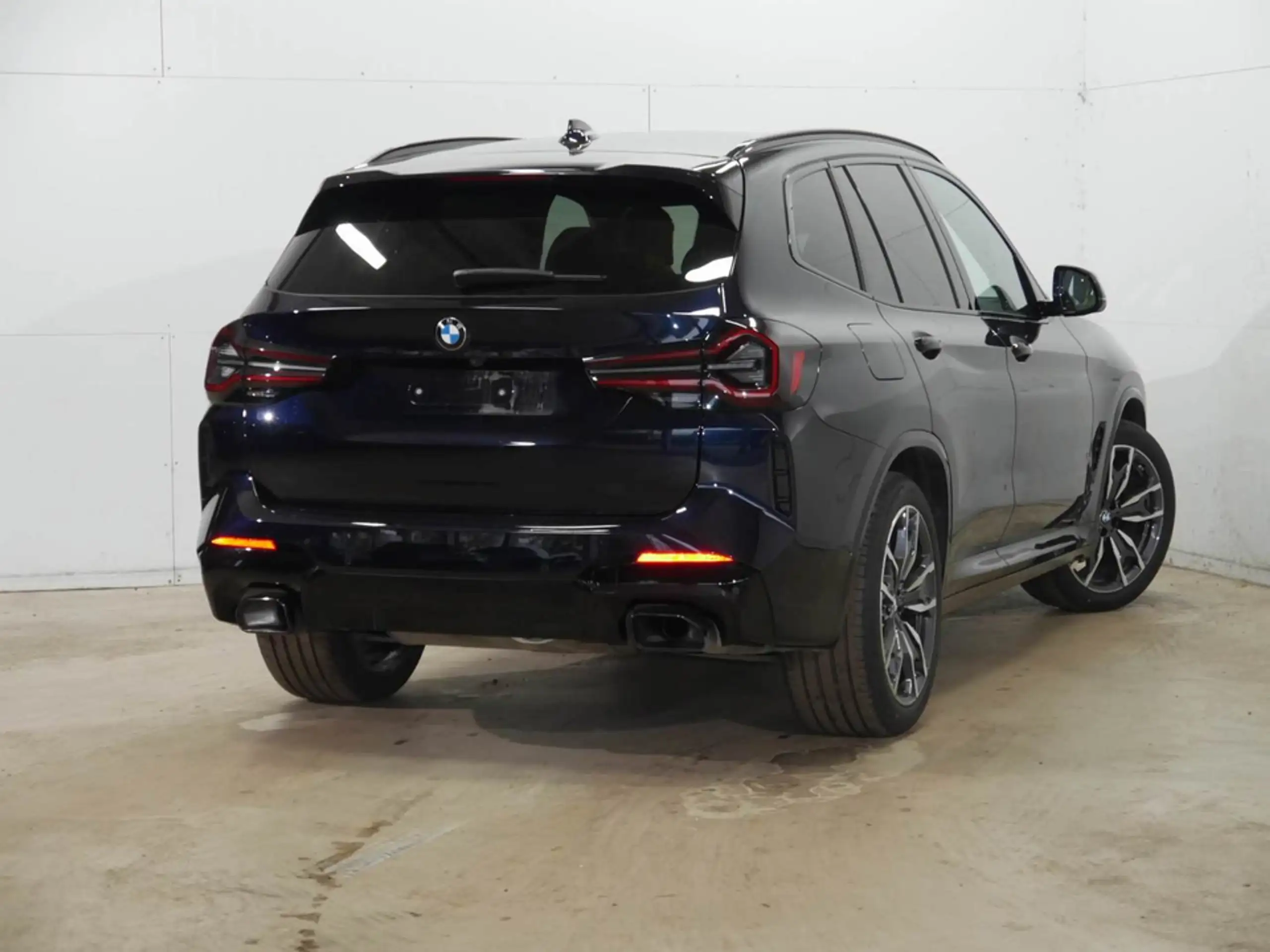 BMW - X3