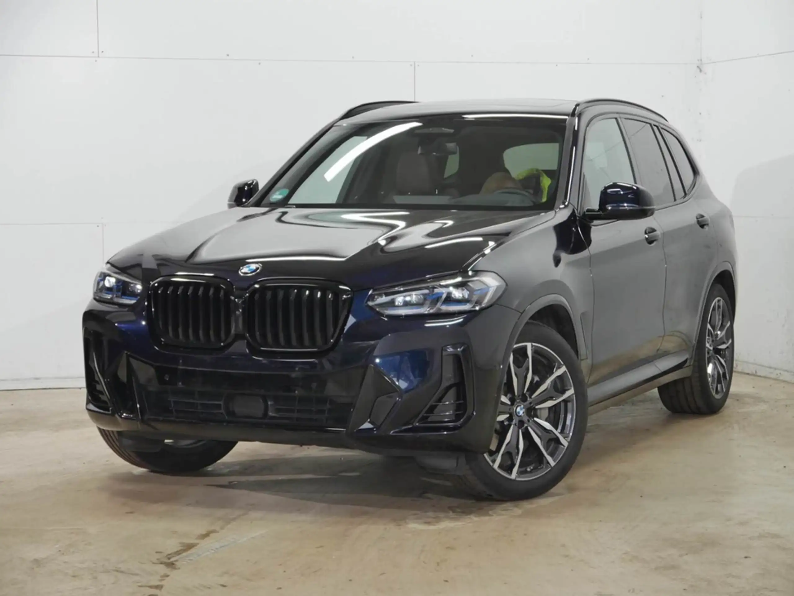 BMW - X3