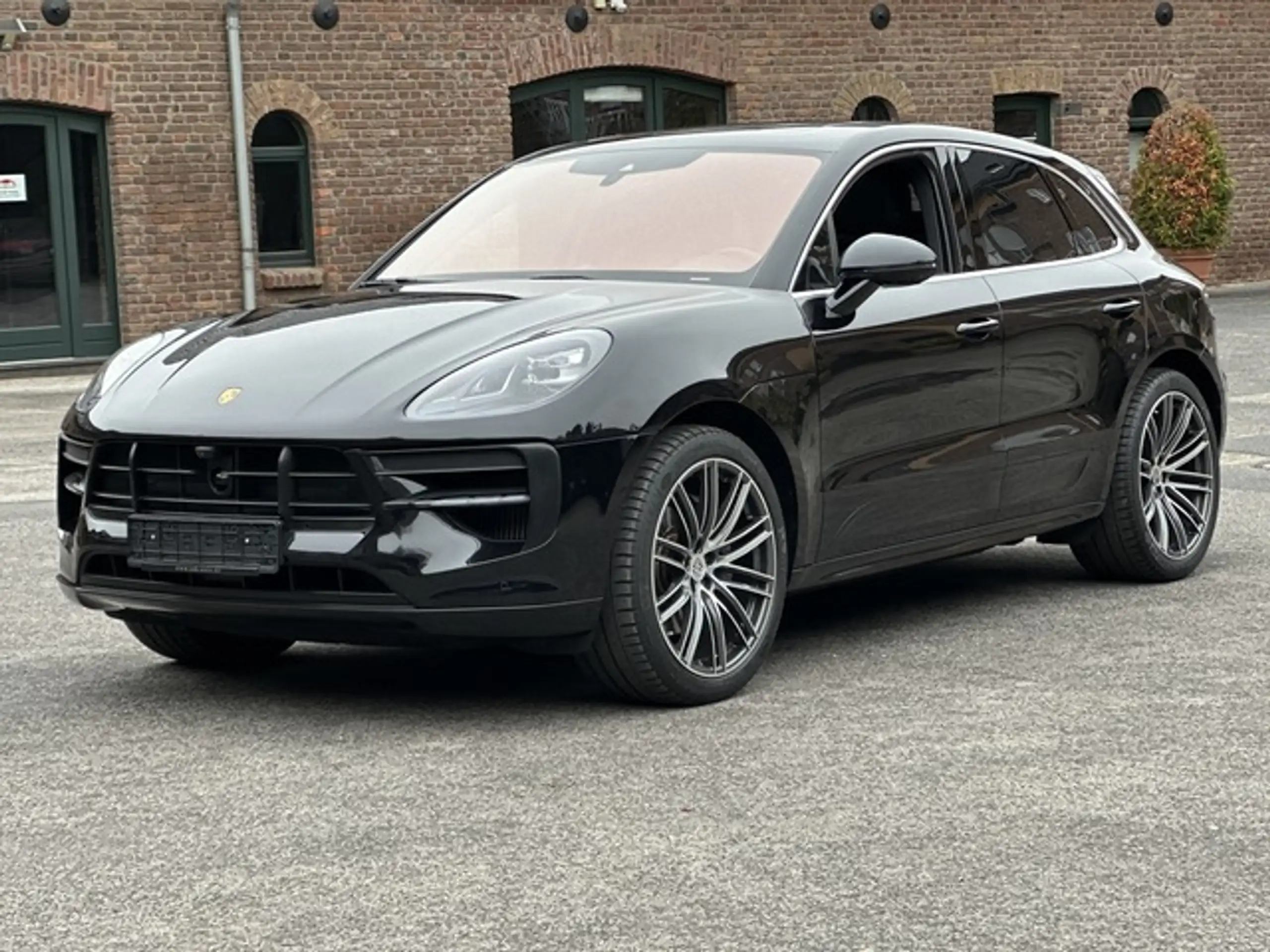 Porsche - Macan