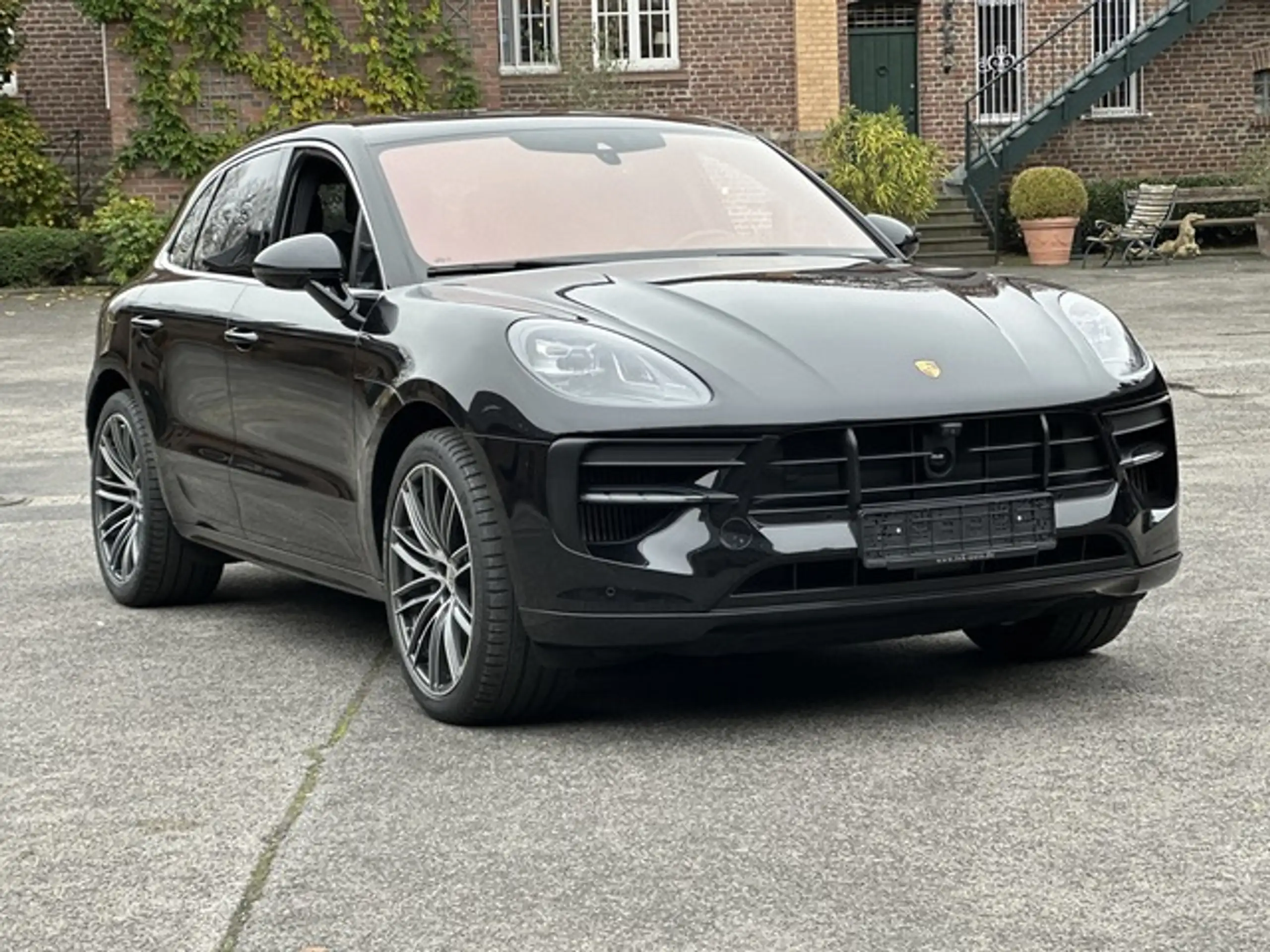 Porsche - Macan