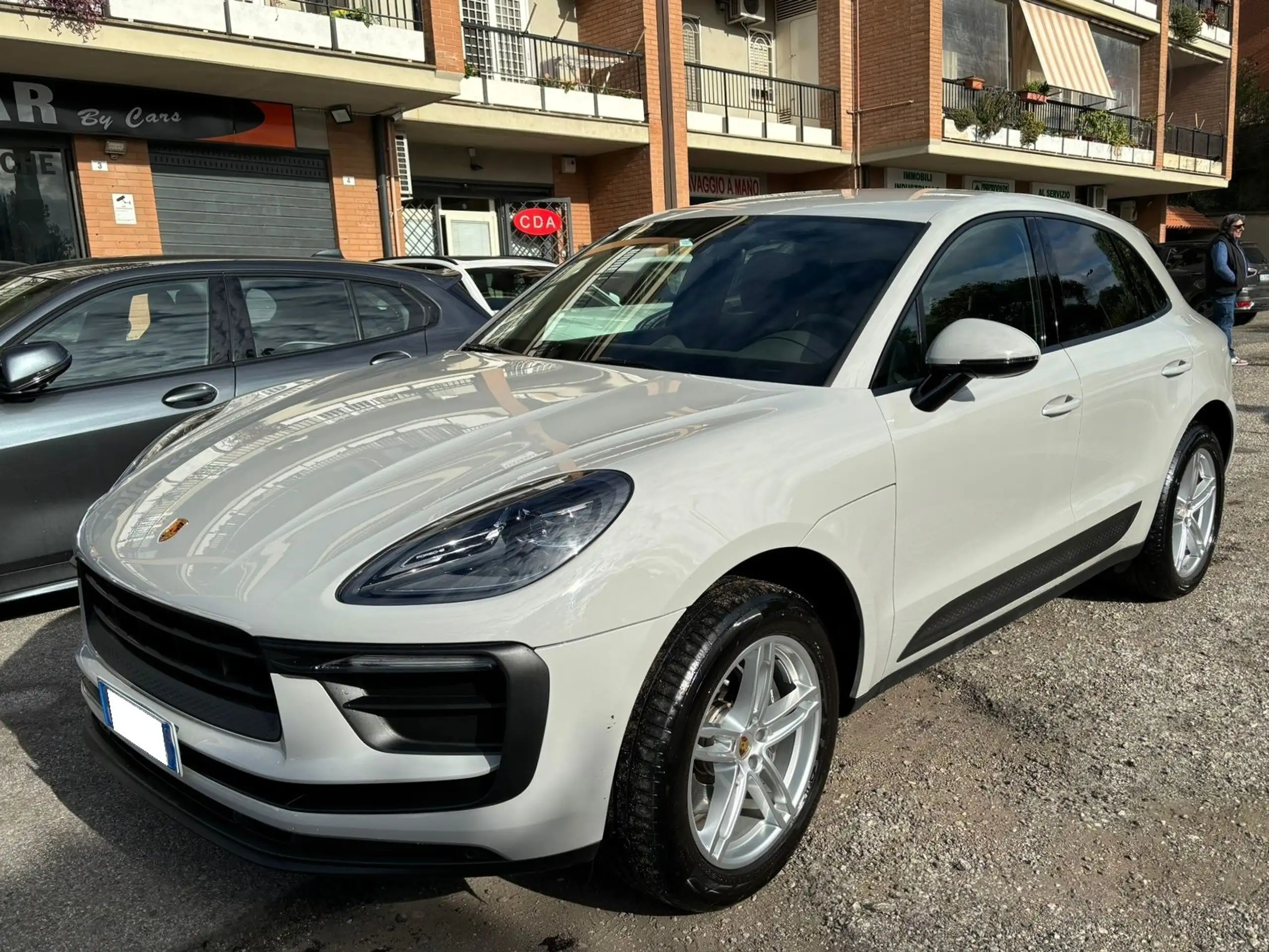 Porsche - Macan