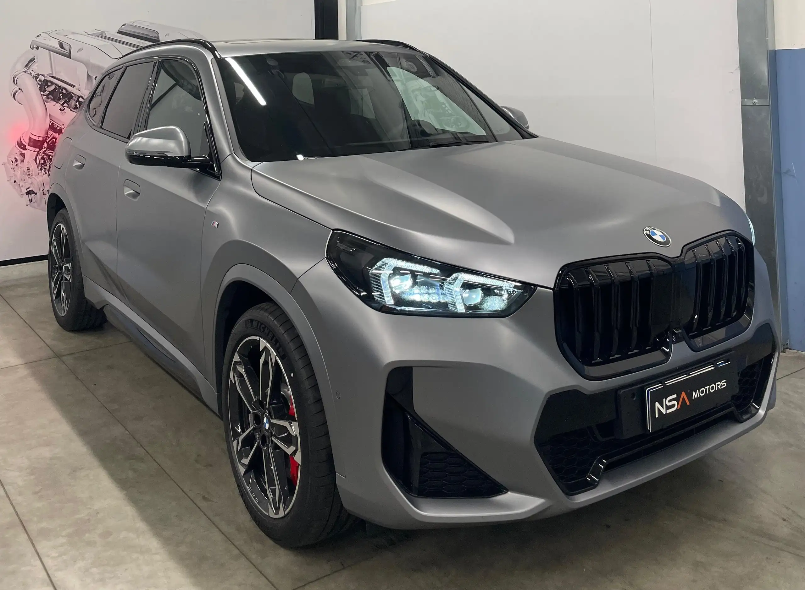 BMW - X1