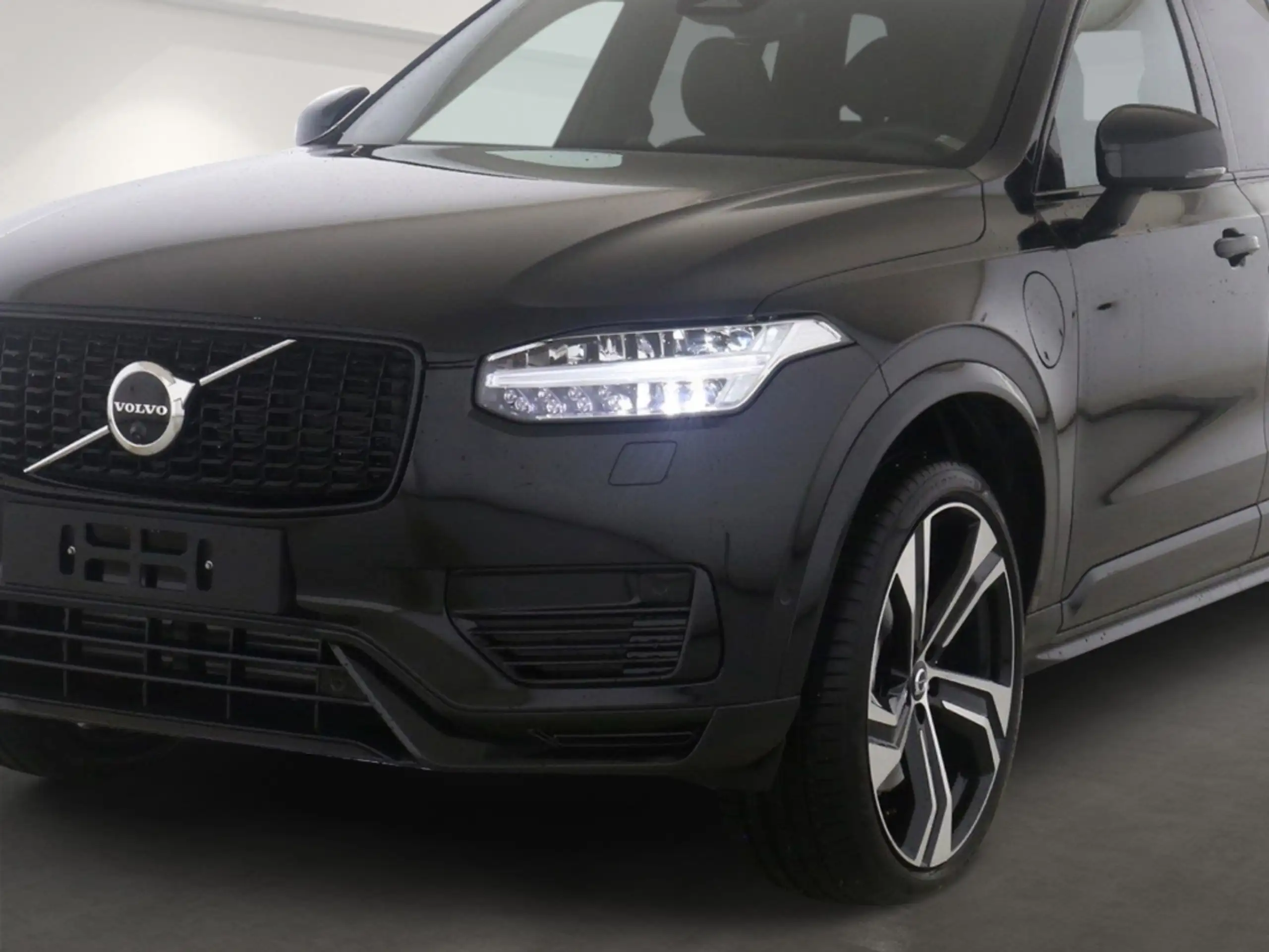 Volvo - XC90