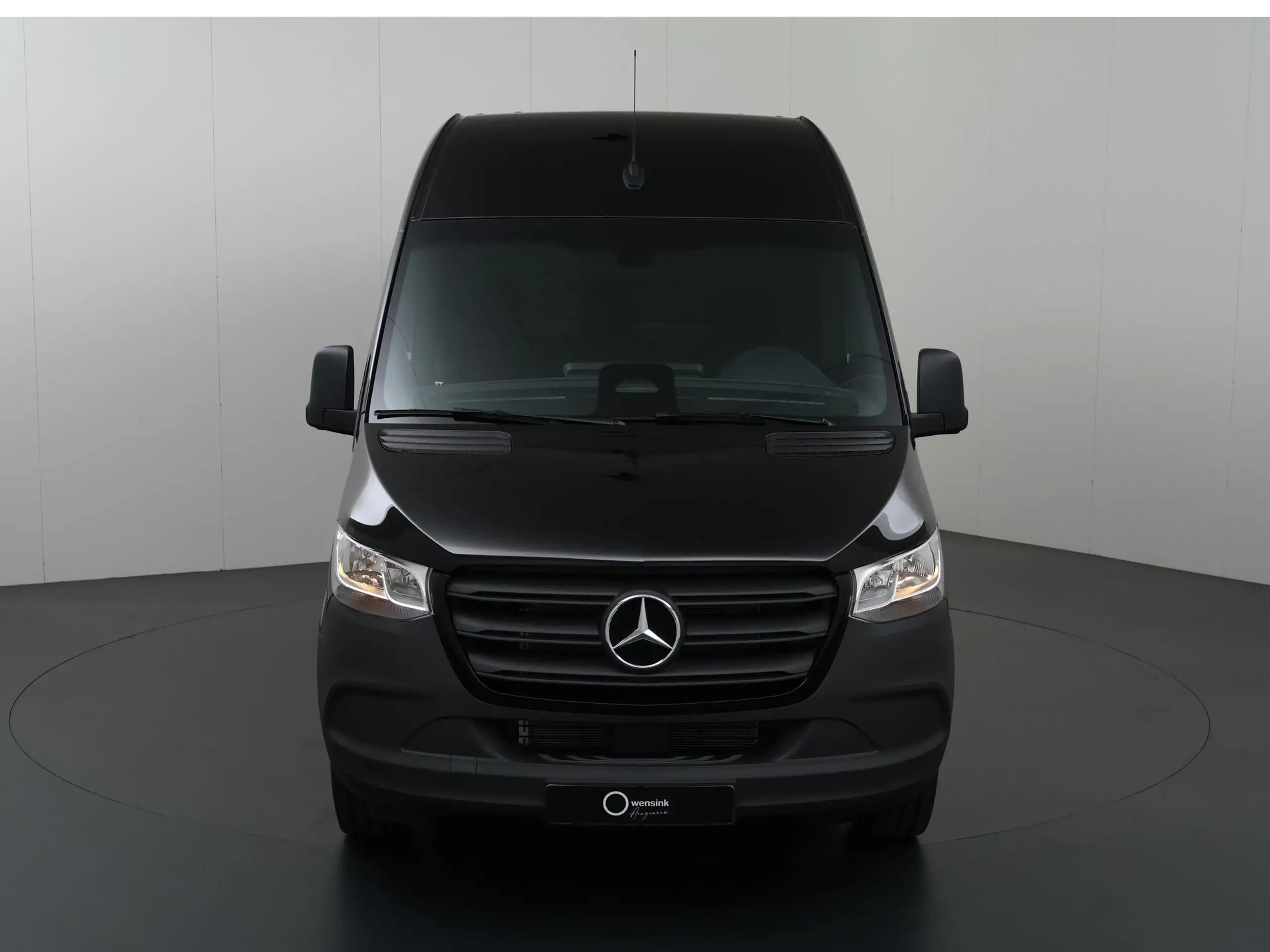 Mercedes-Benz - Sprinter