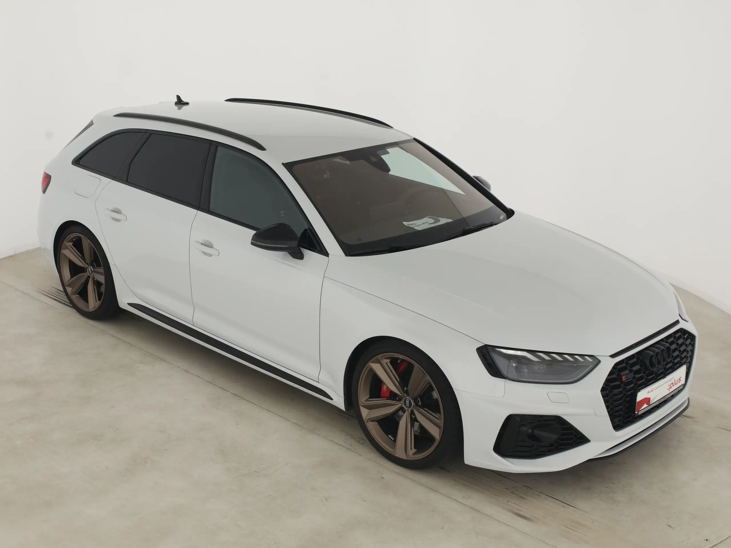 Audi - RS4