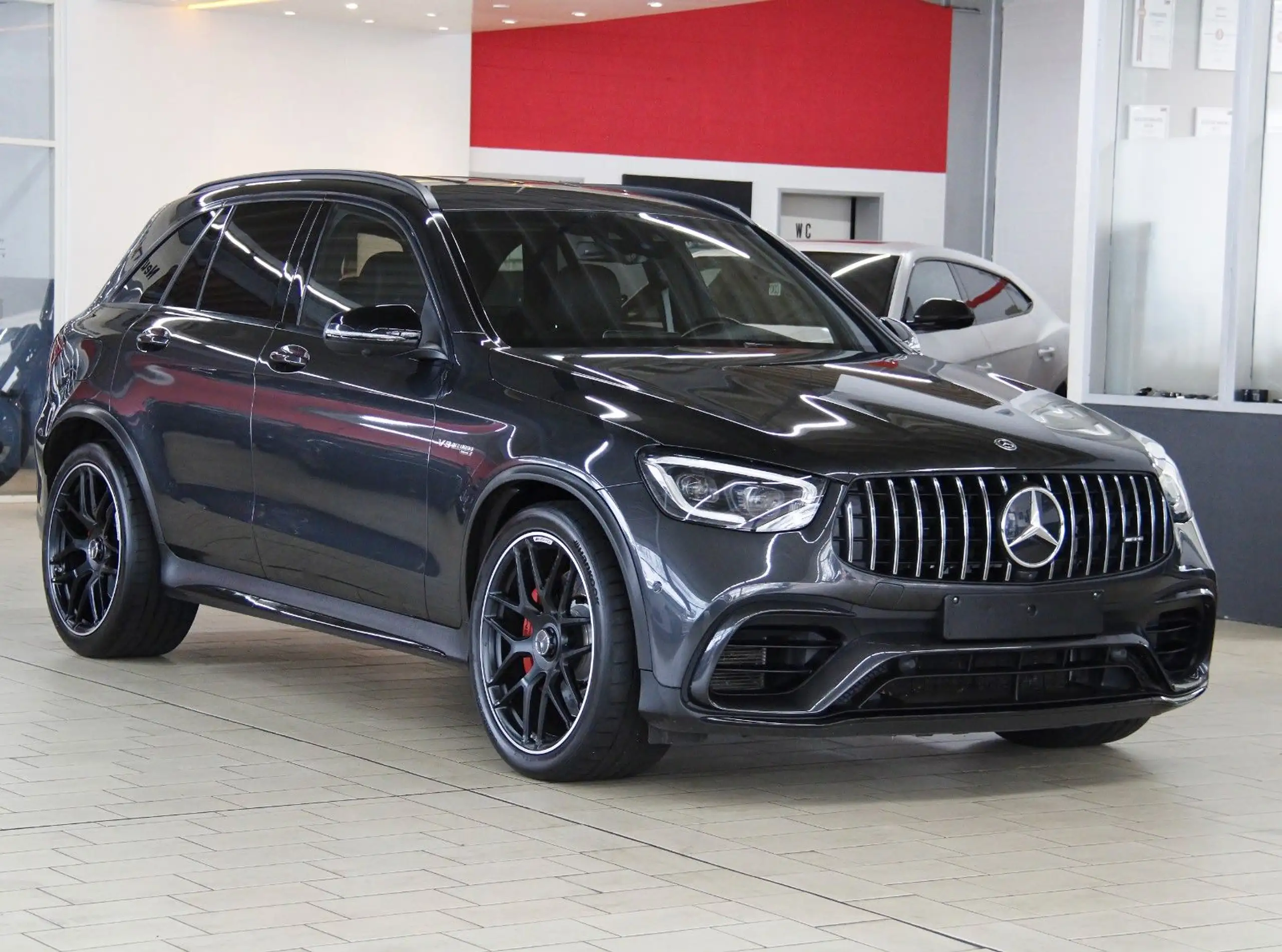 Mercedes-Benz - GLC 63 AMG