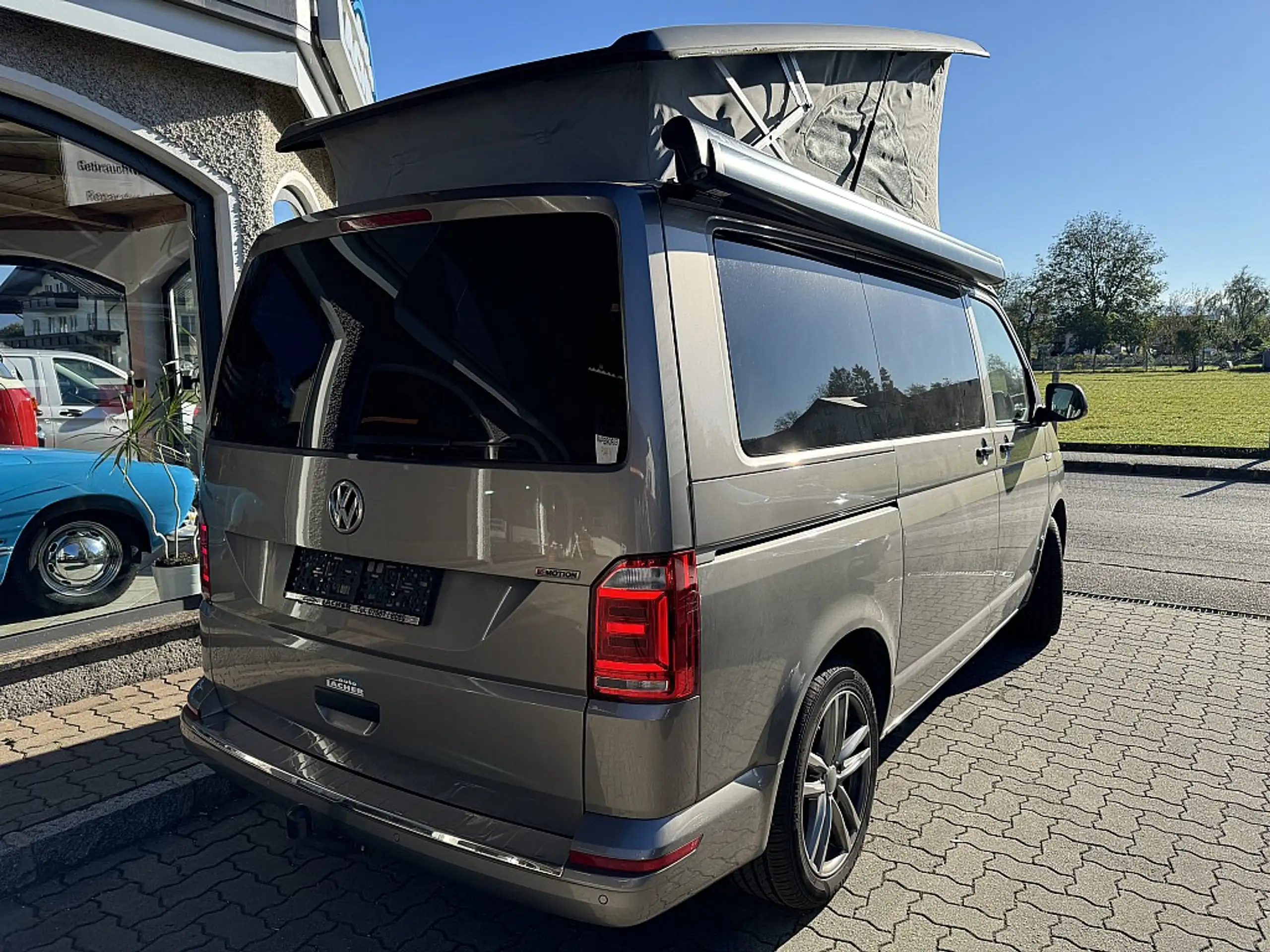 Volkswagen - T6 California