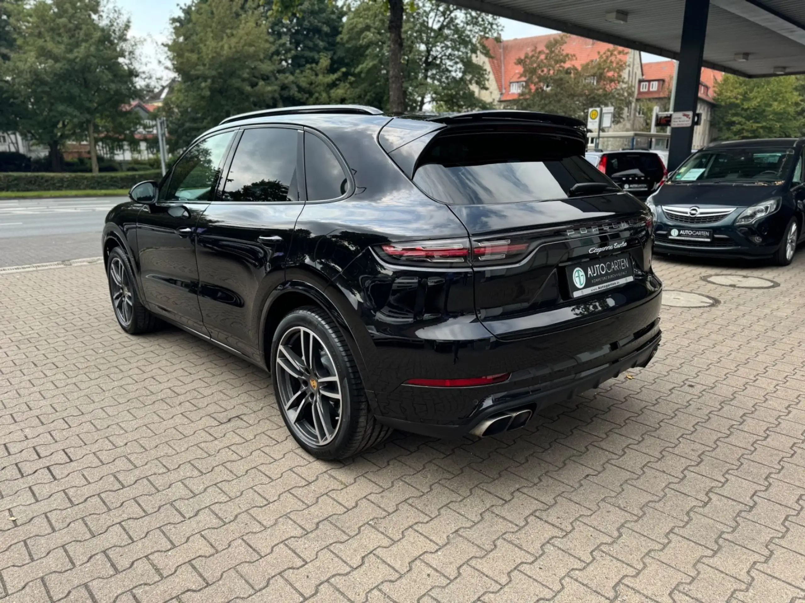 Porsche - Cayenne