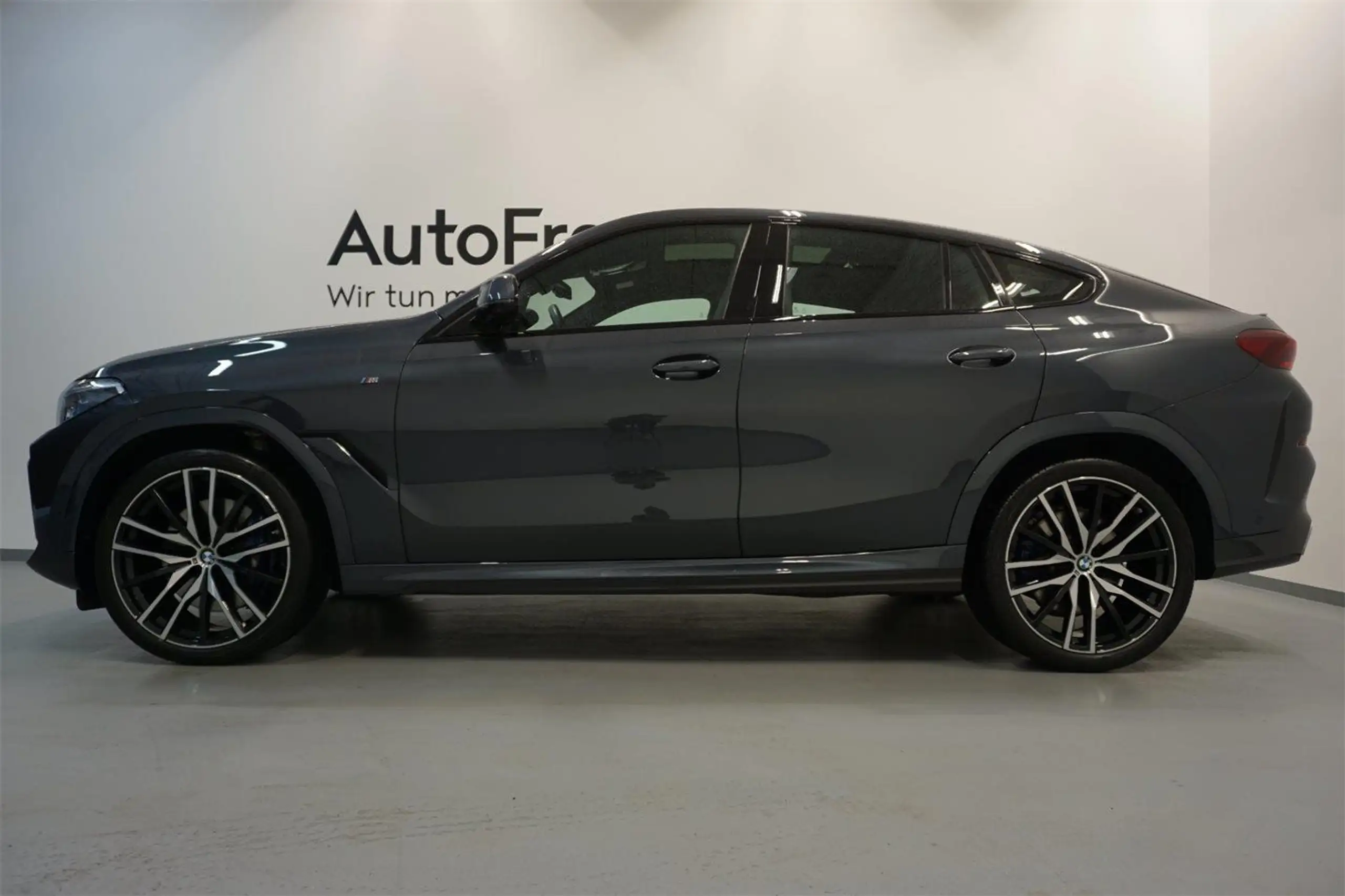 BMW - X6