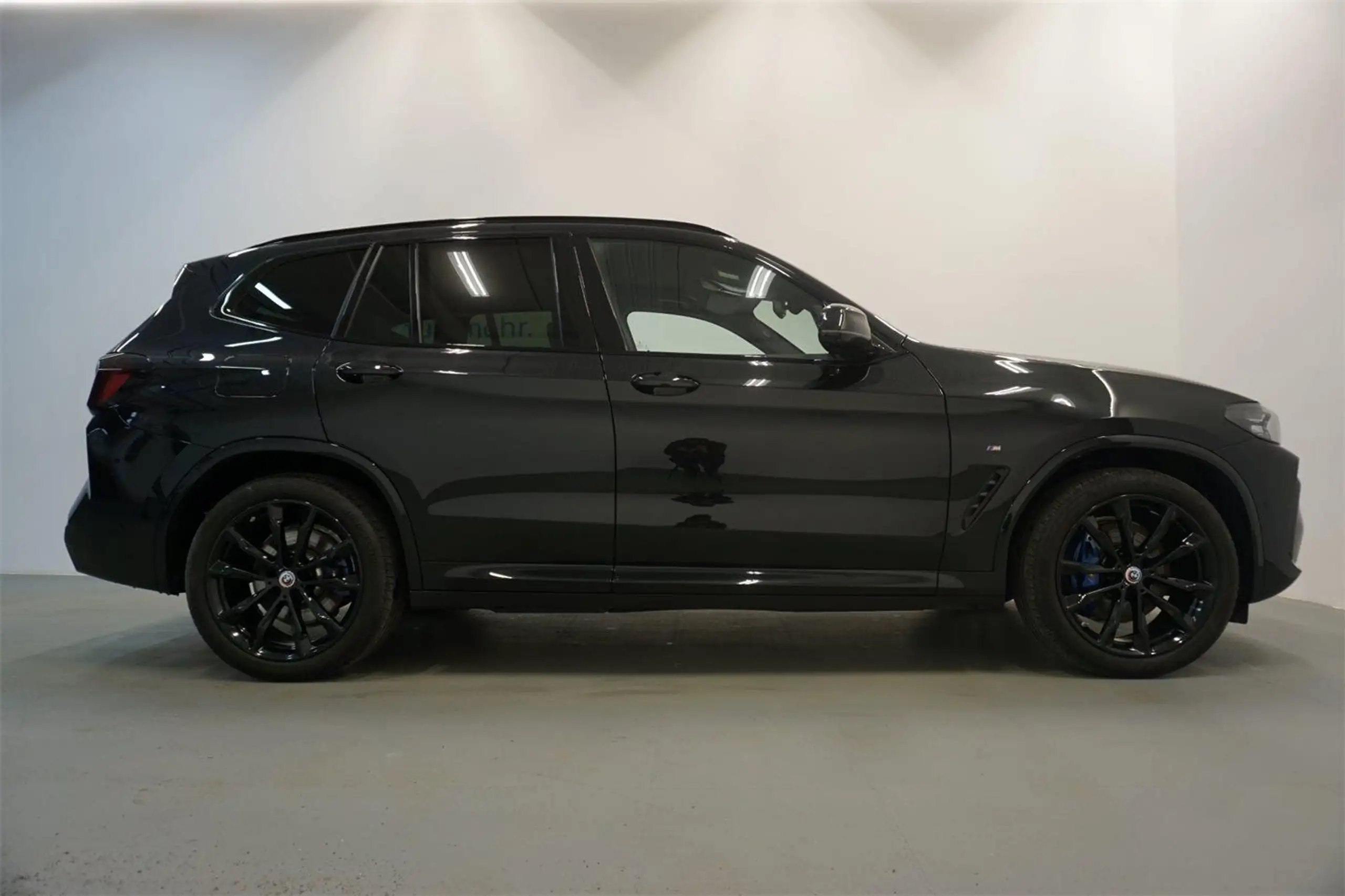 BMW - X3