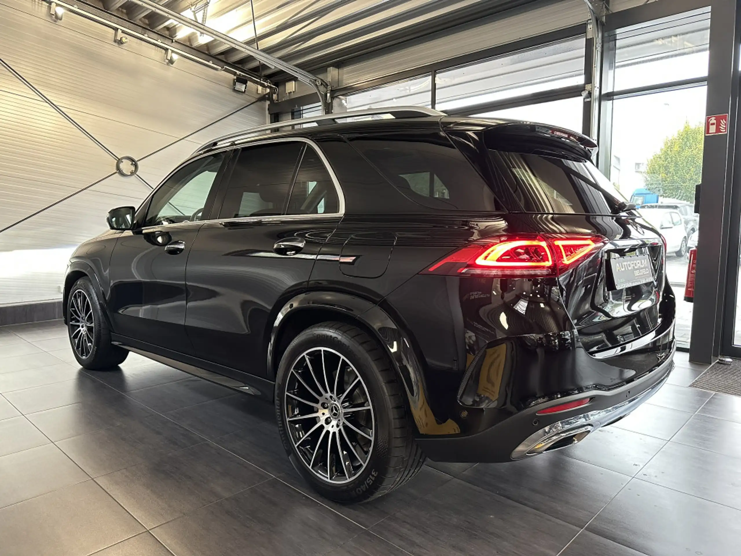 Mercedes-Benz - GLE 350