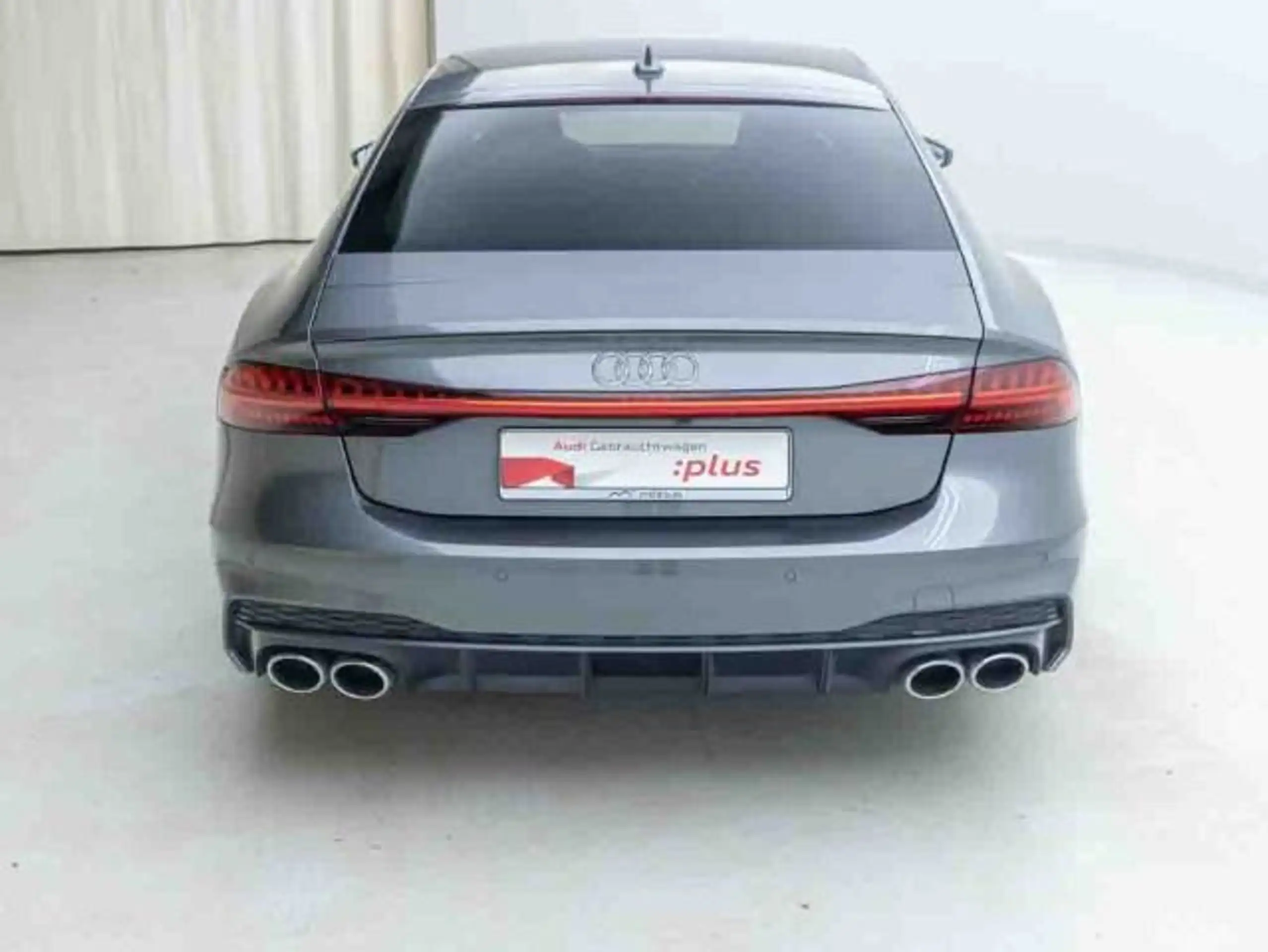 Audi - S7