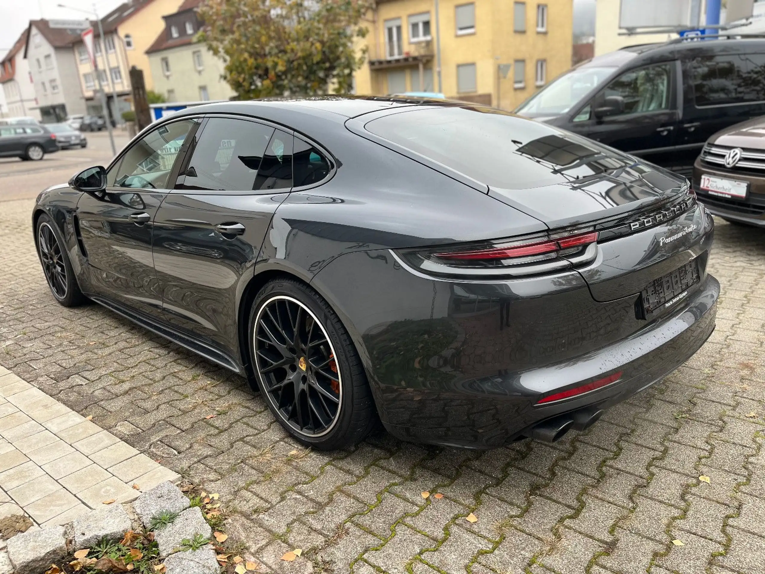 Porsche - Panamera