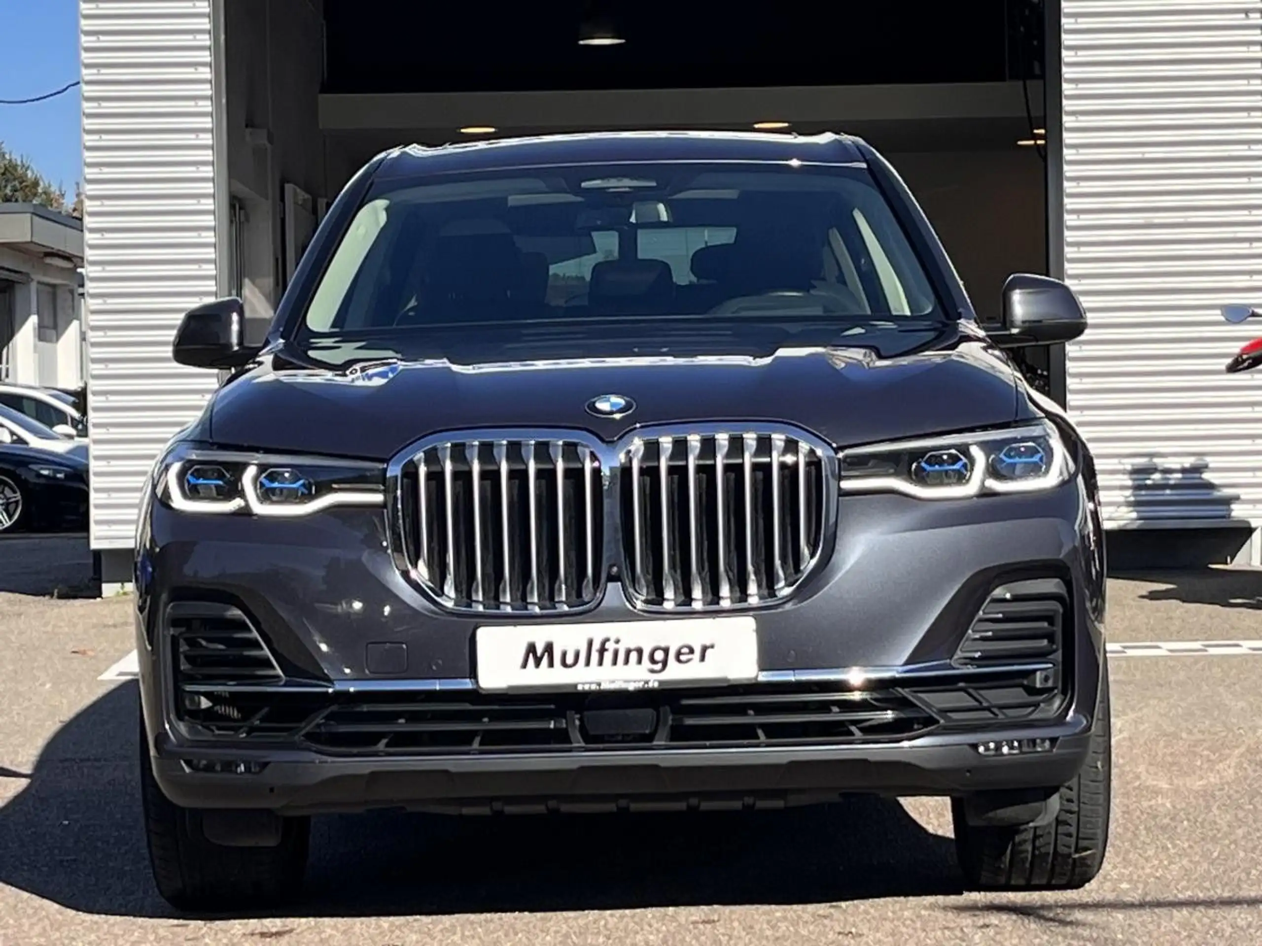 BMW - X7