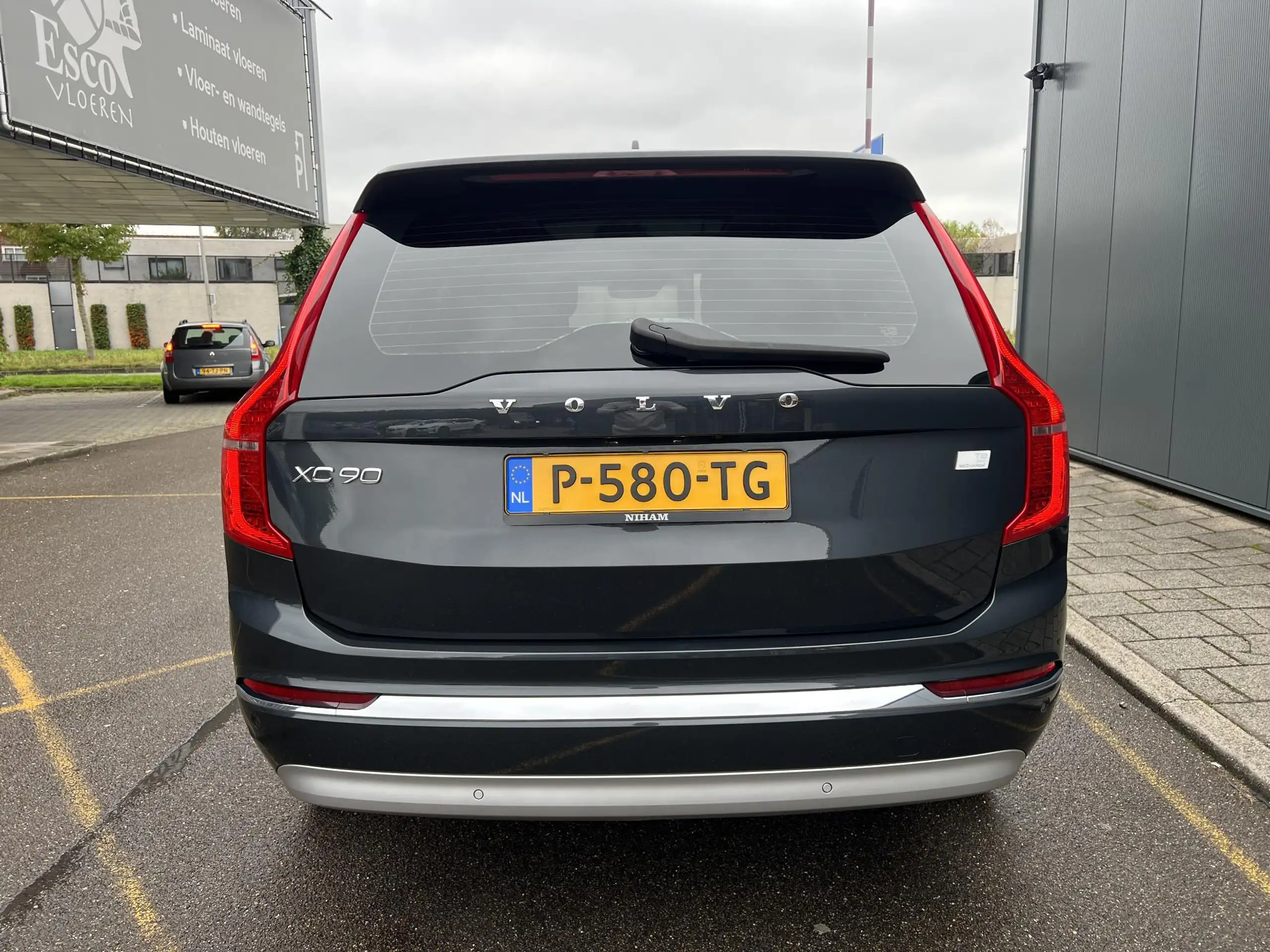 Volvo - XC90