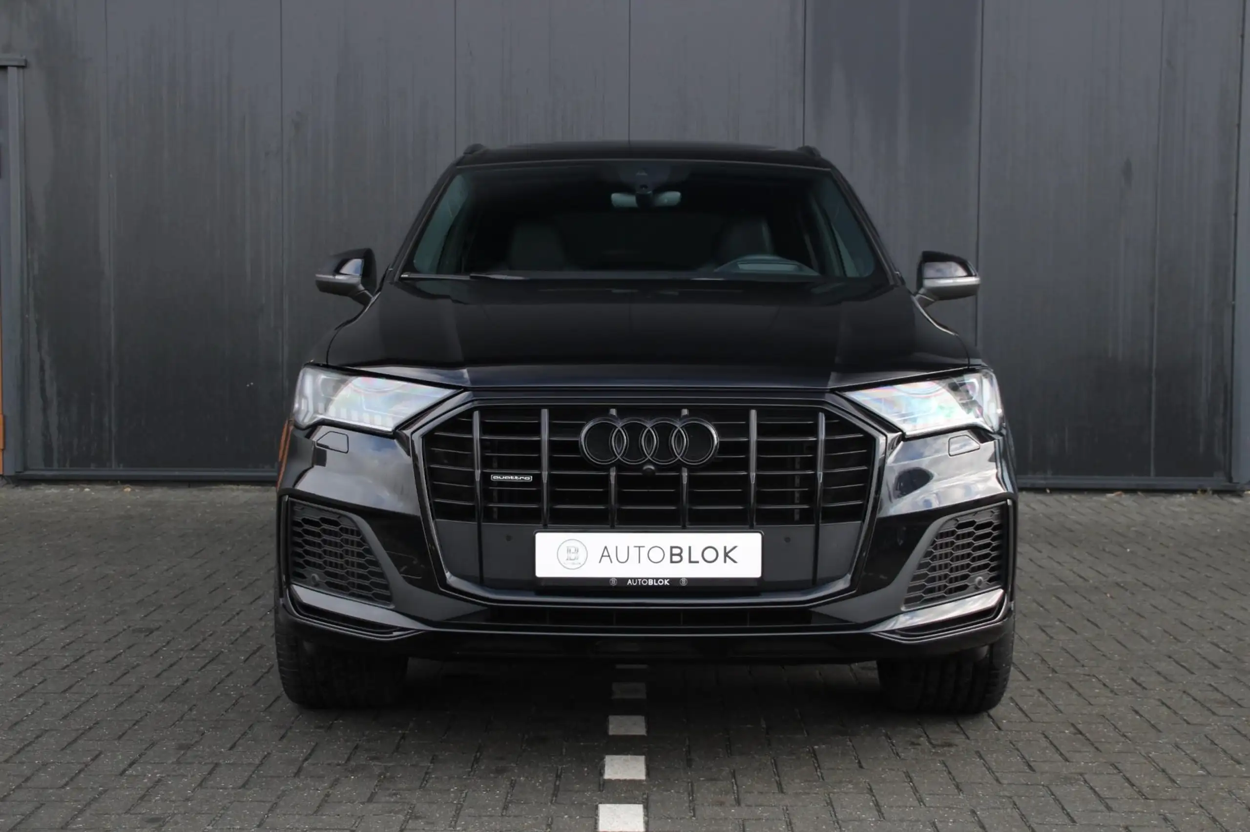 Audi - Q7