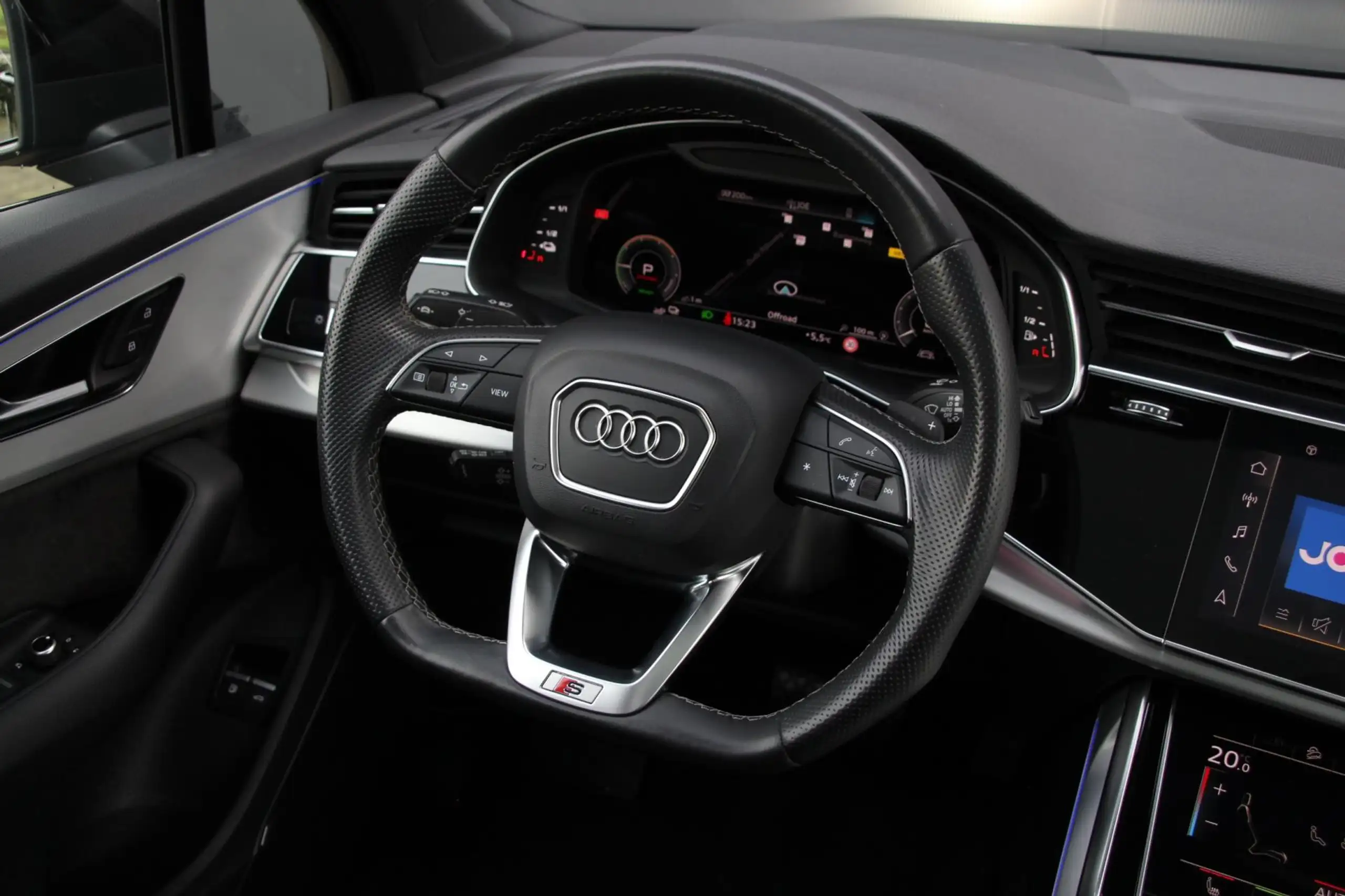 Audi - Q7